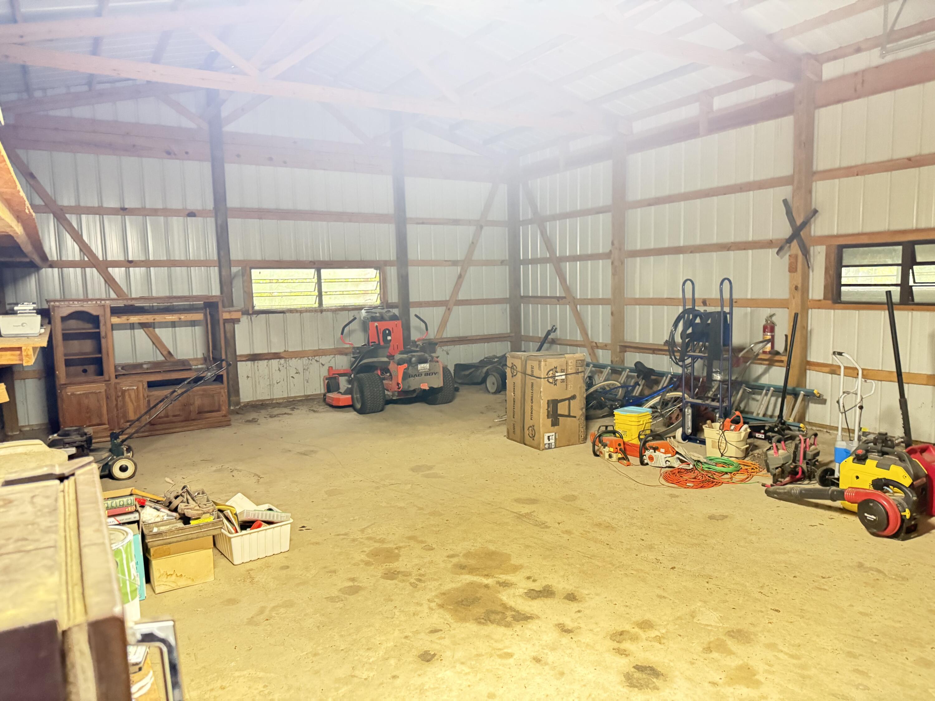 main property photo 15