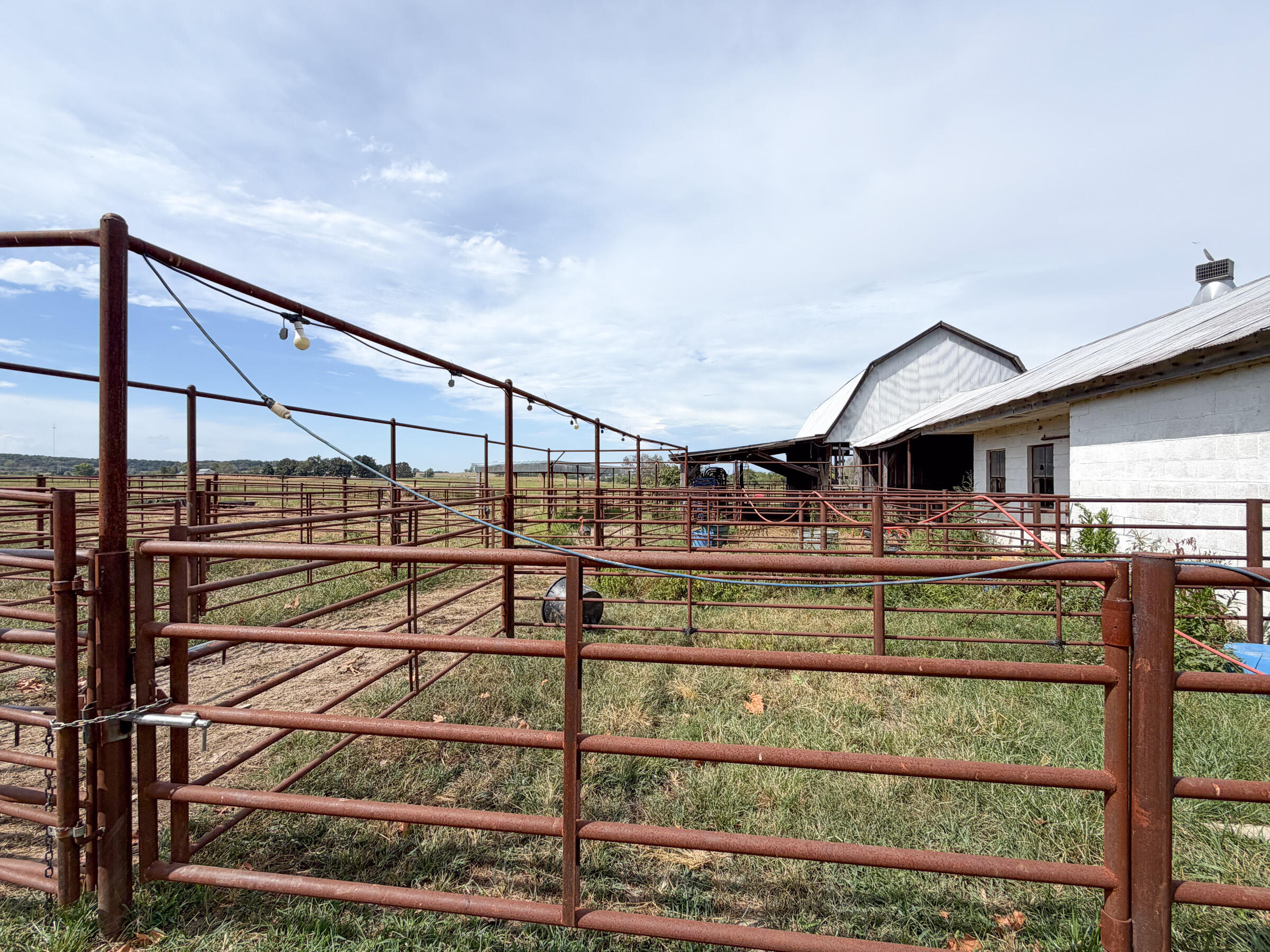 main property photo 44