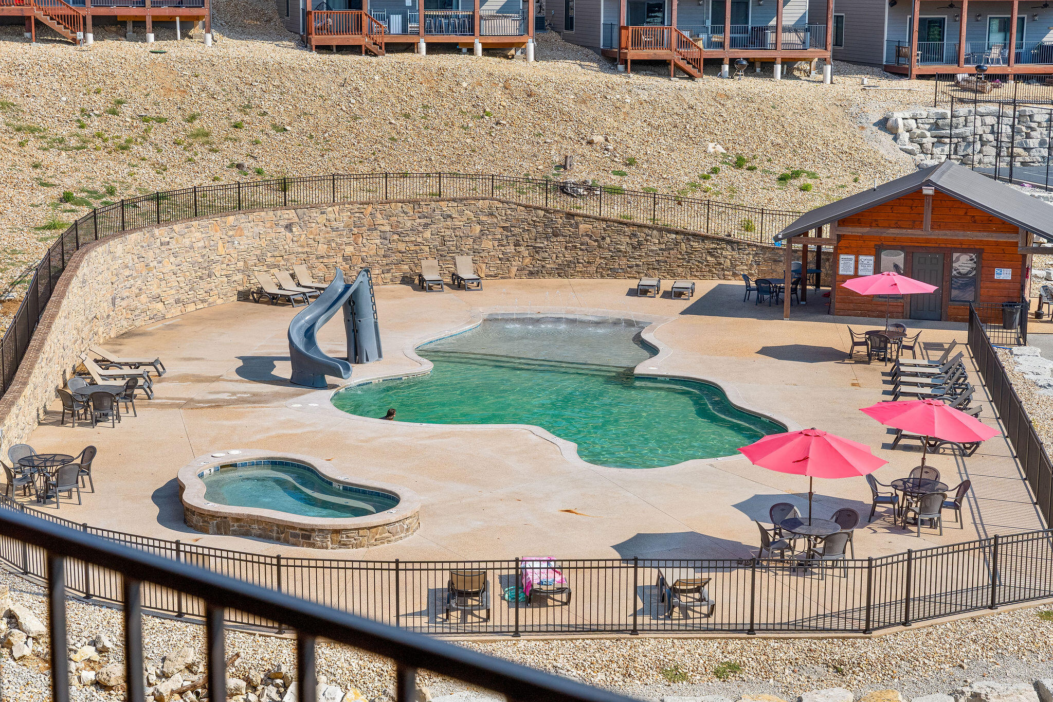 main property photo 50