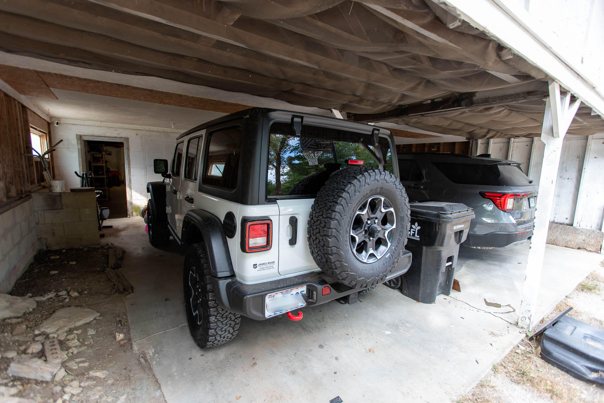 main property photo 33
