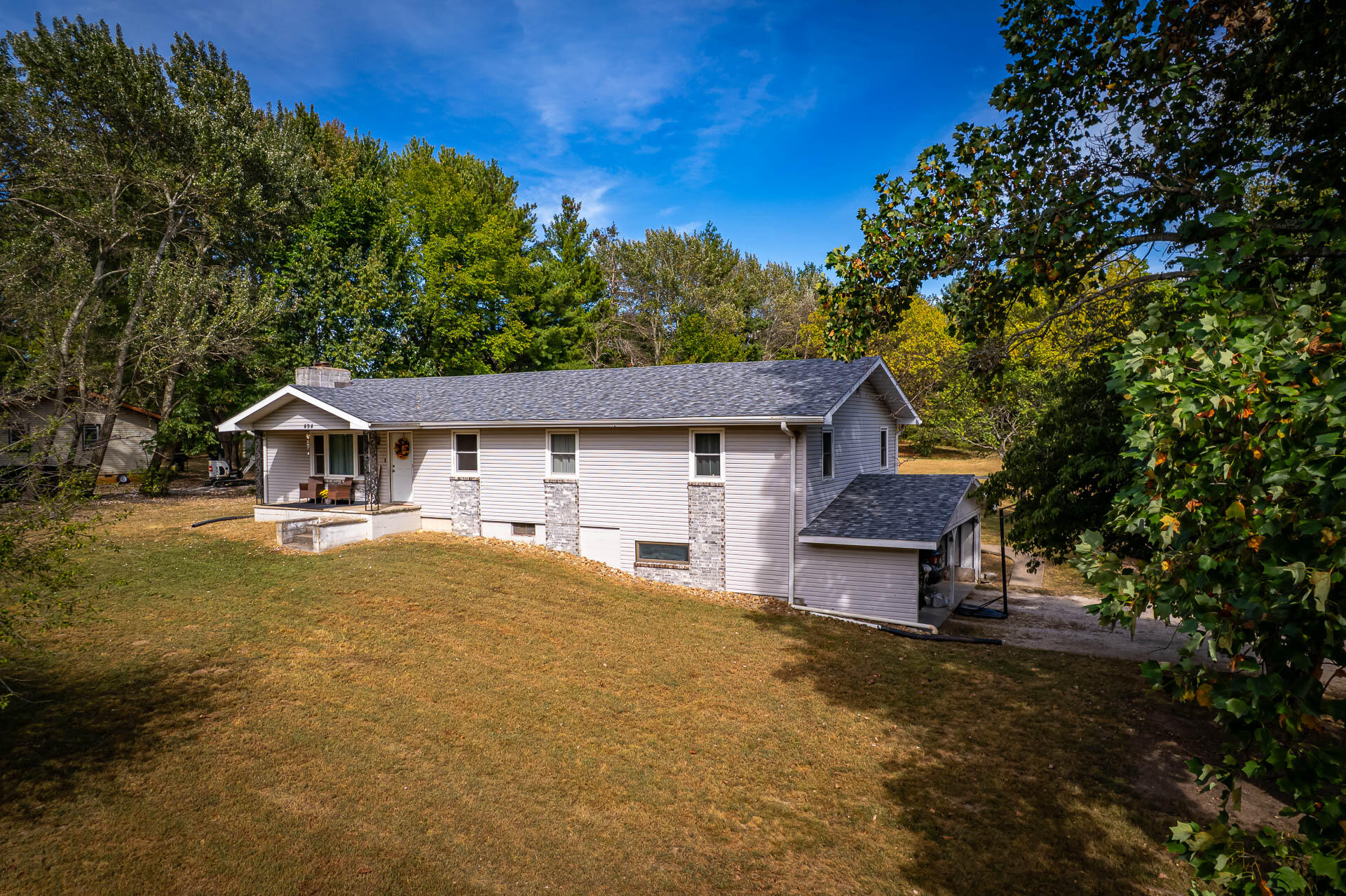 main property photo 37