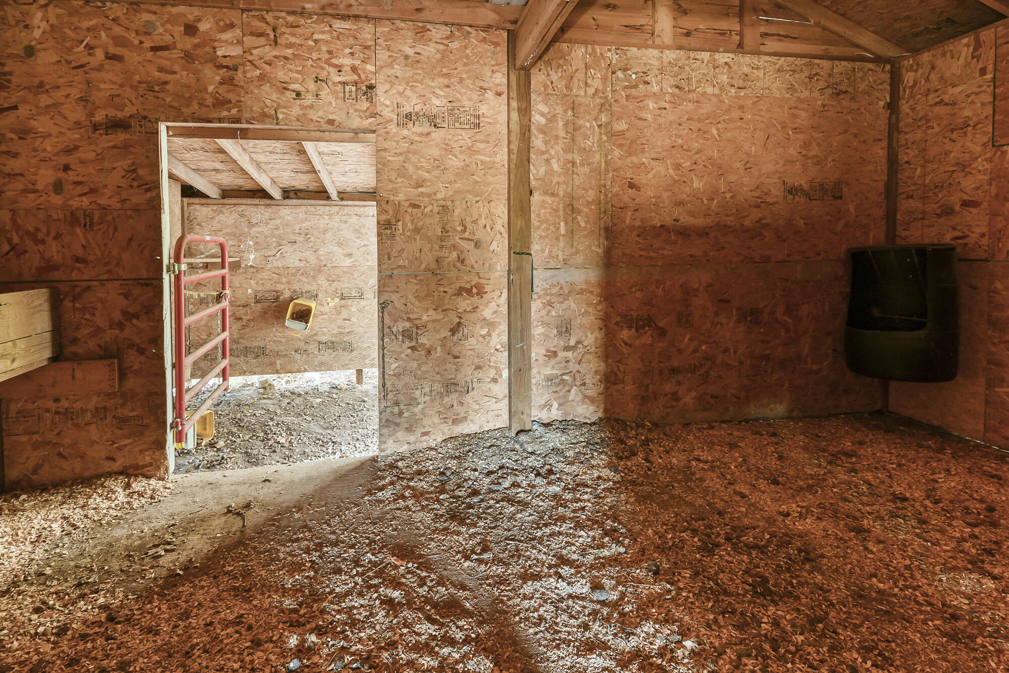 main property photo 34