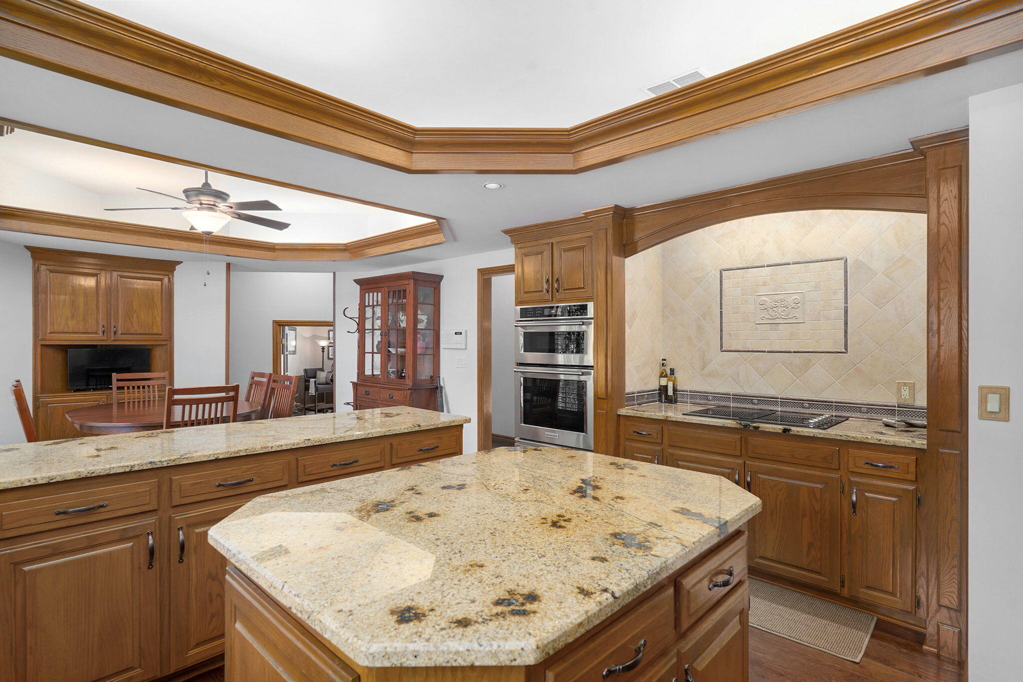 main property photo 48