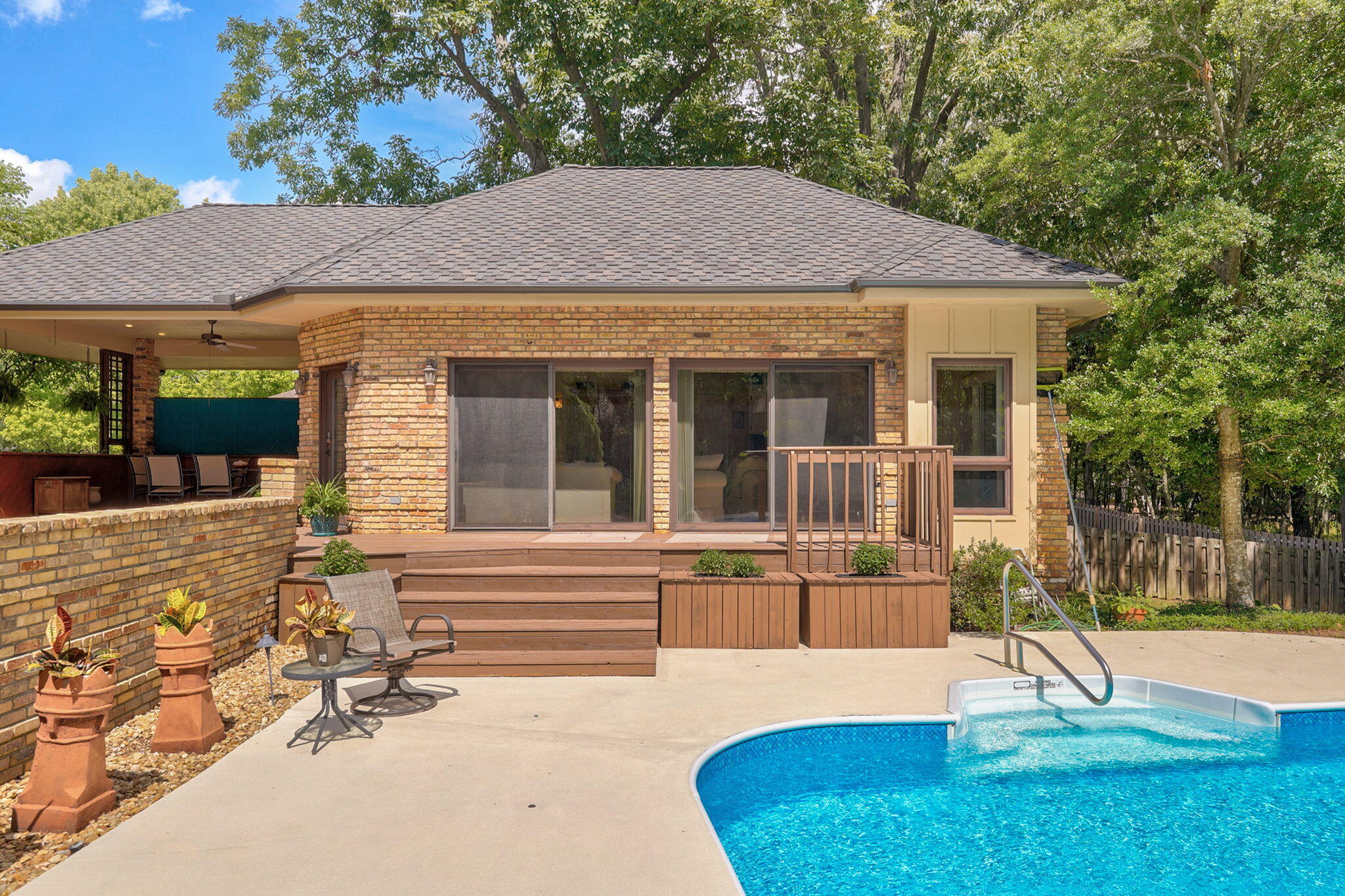 main property photo 68