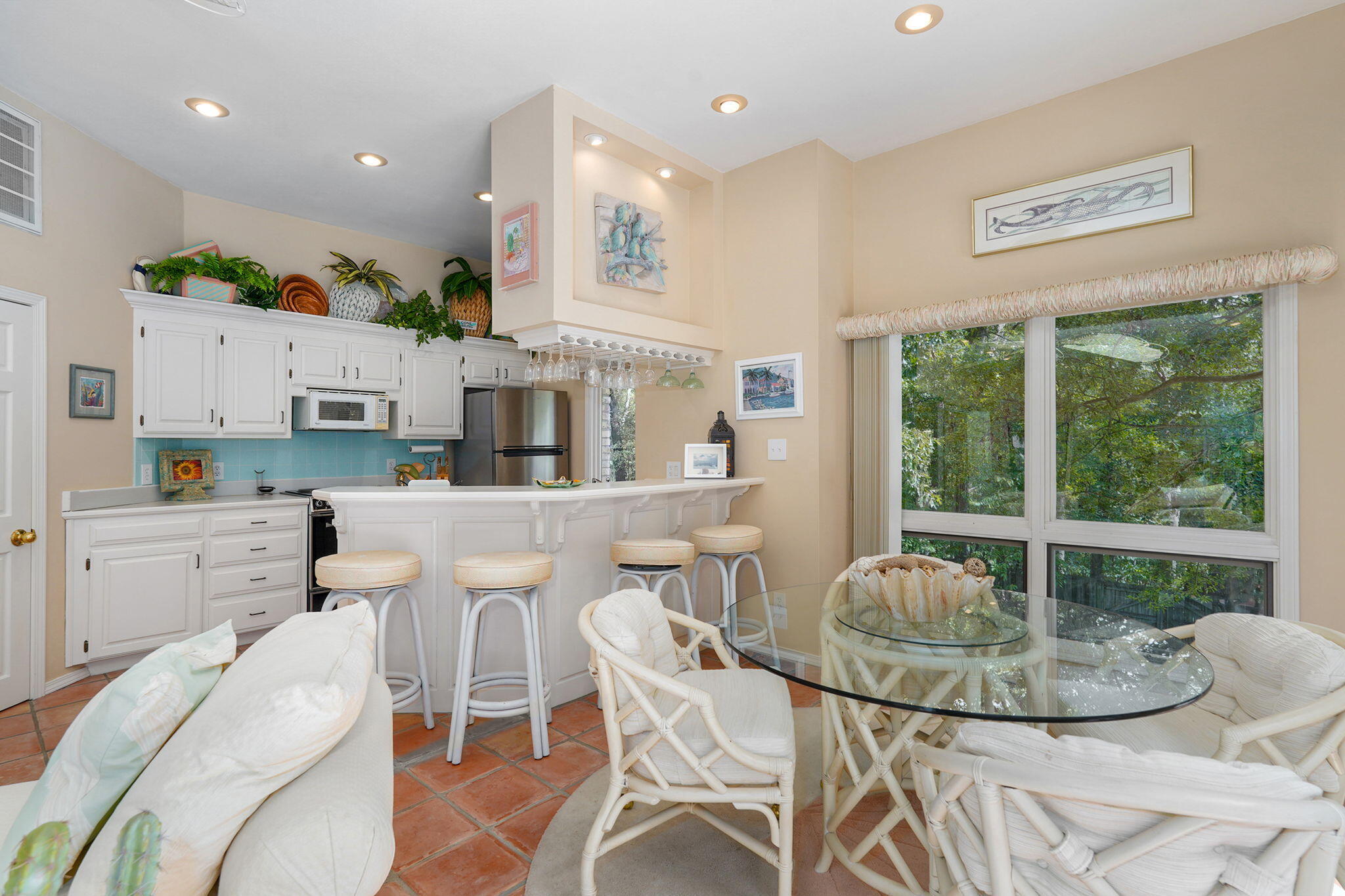 main property photo 74