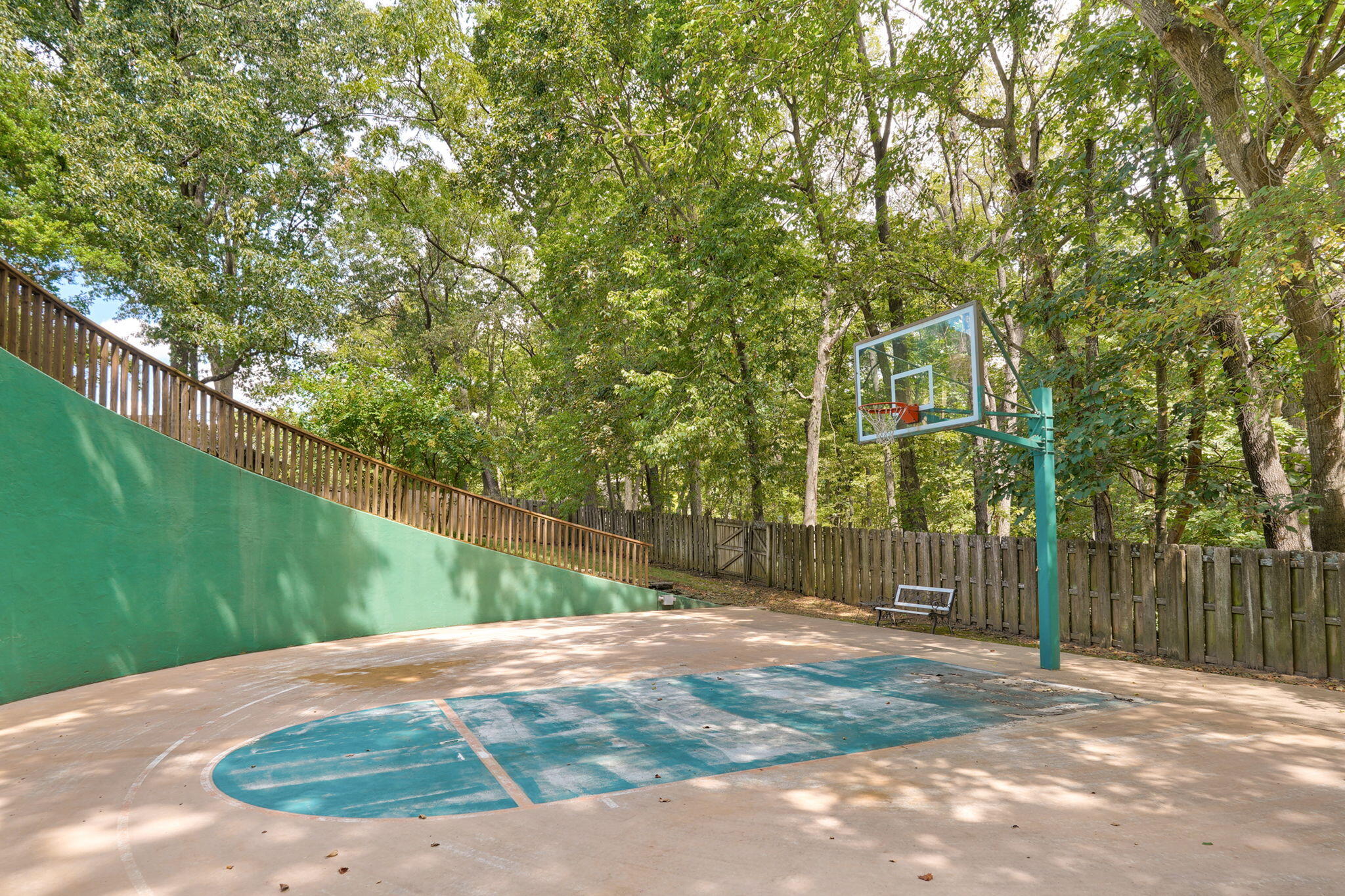 main property photo 81