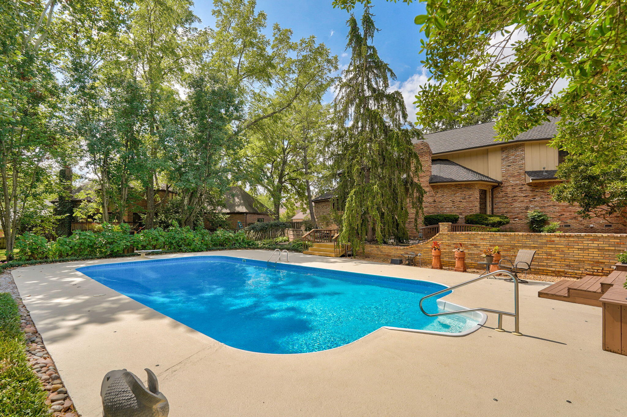 main property photo 83