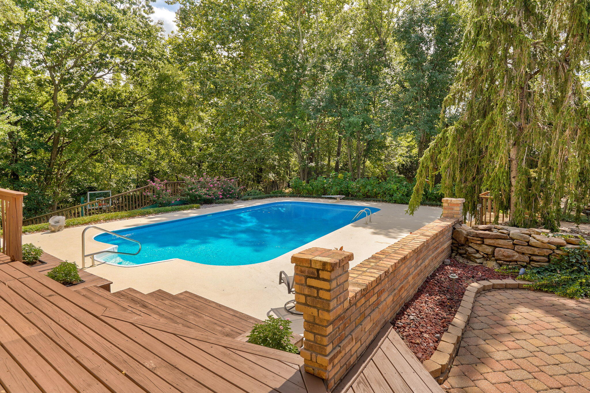 main property photo 95