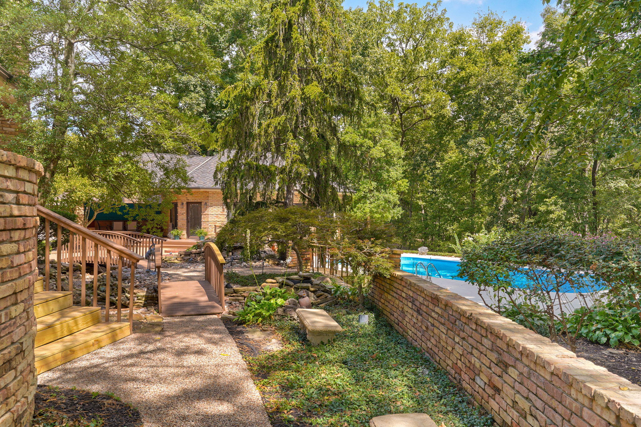 main property photo 99