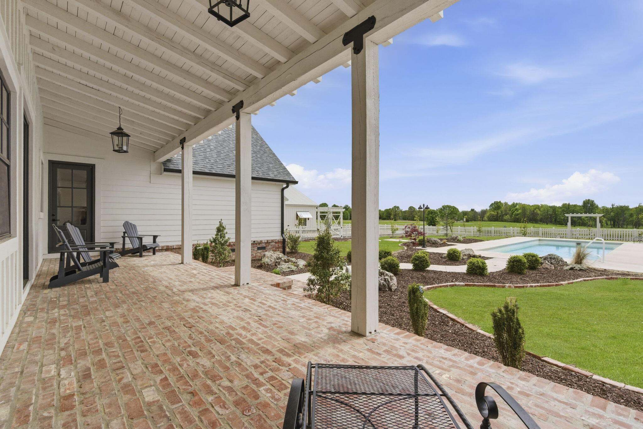 main property photo 46