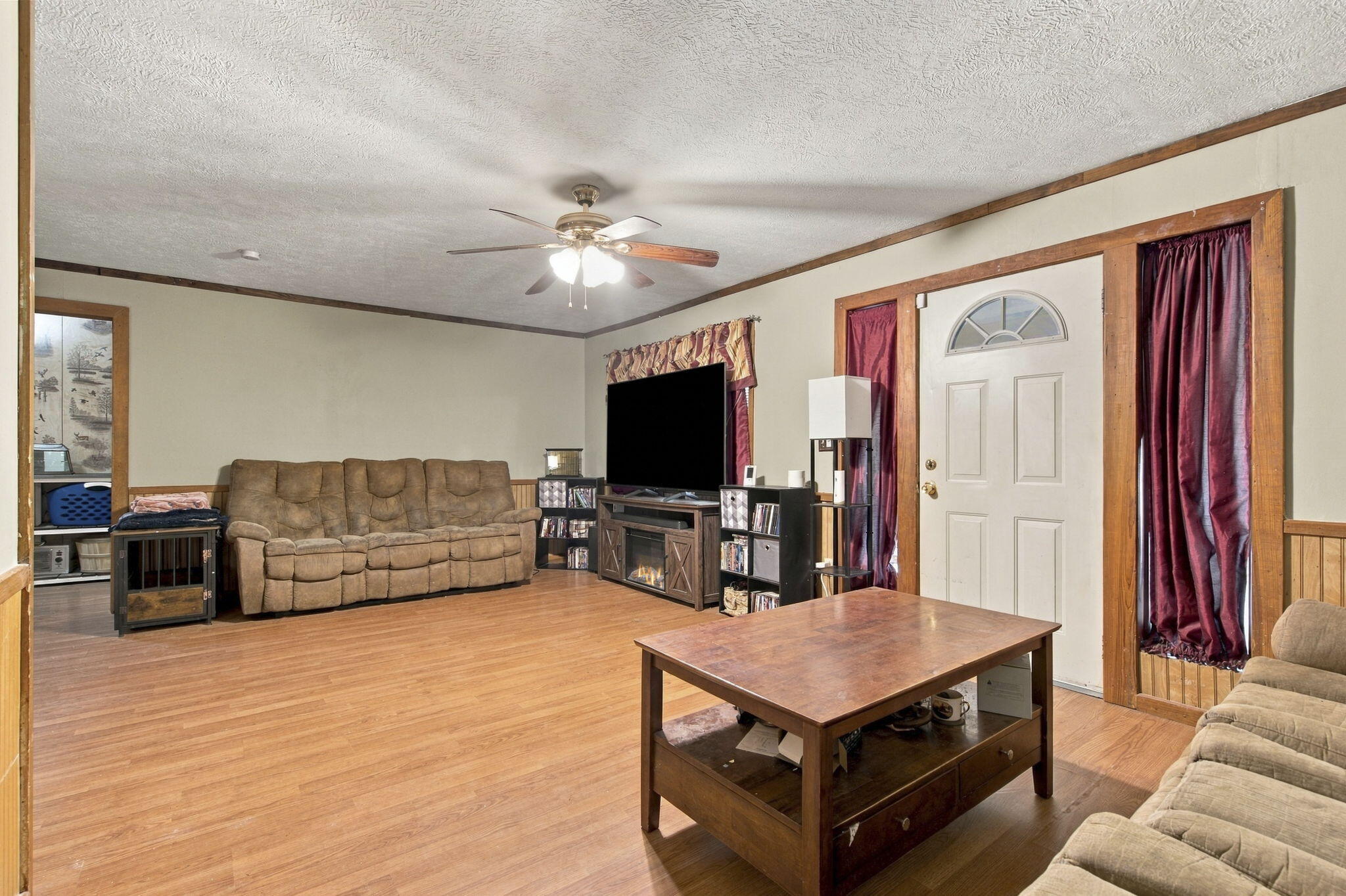 main property photo 6