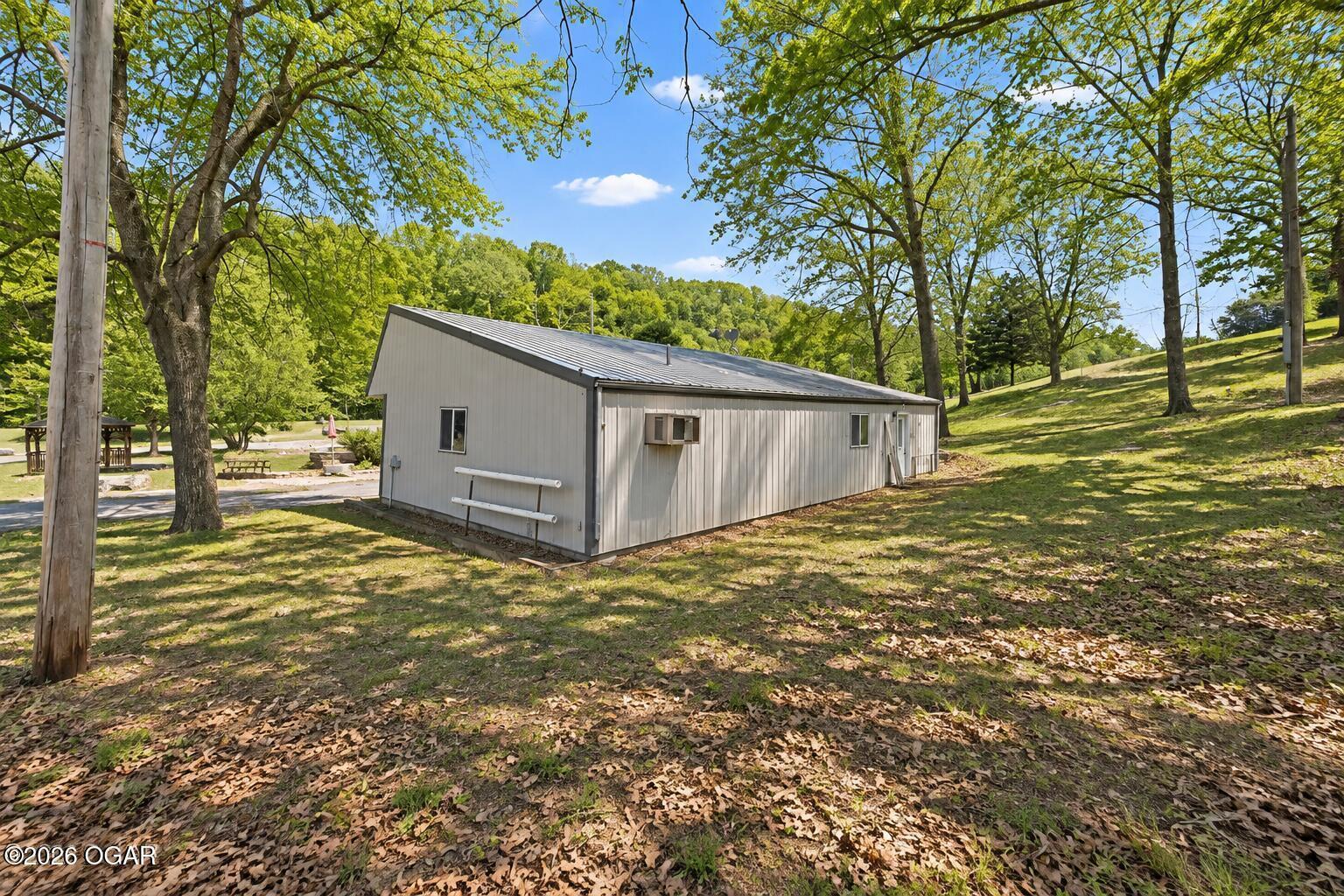 main property photo 12