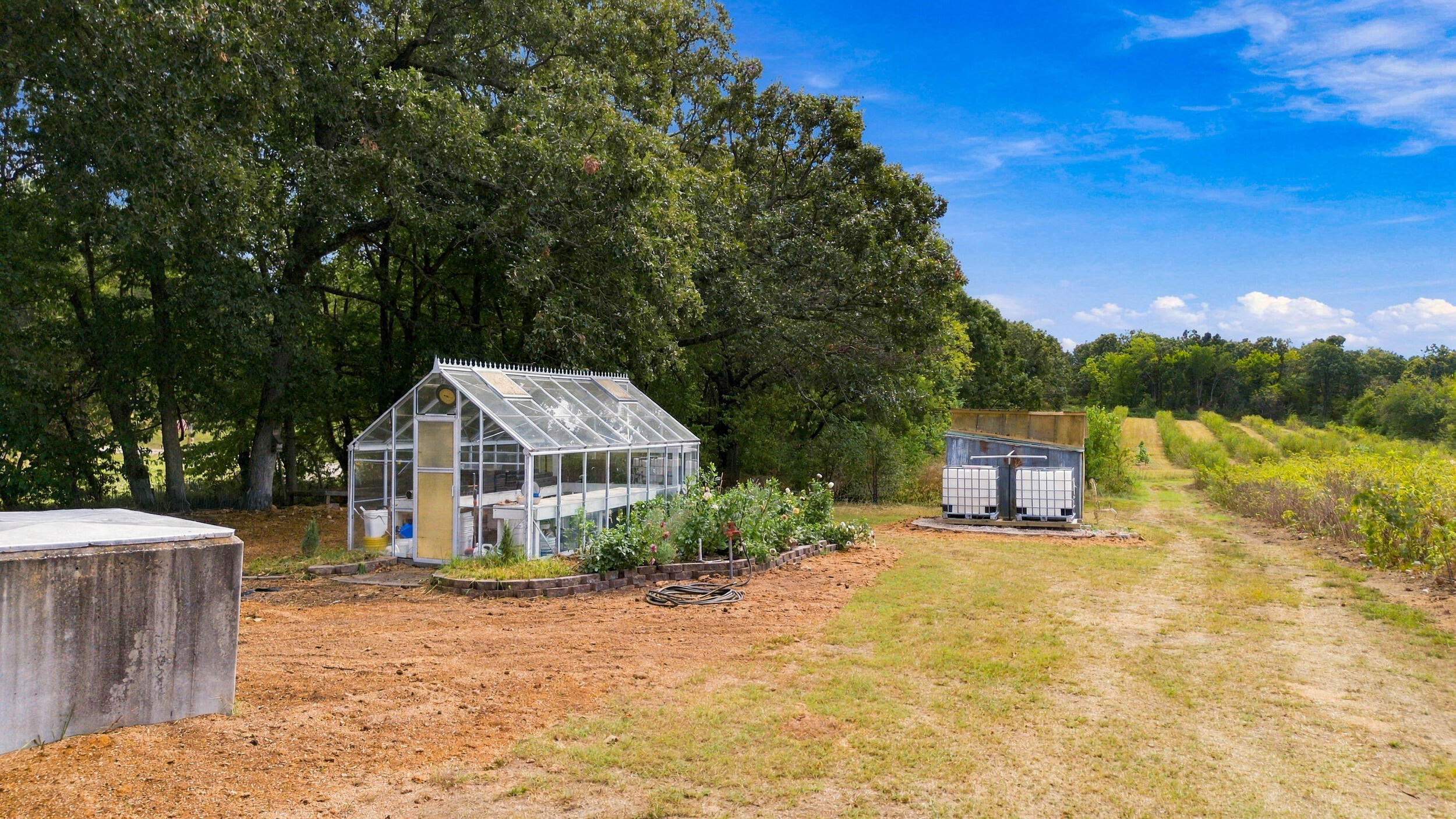 main property photo 47