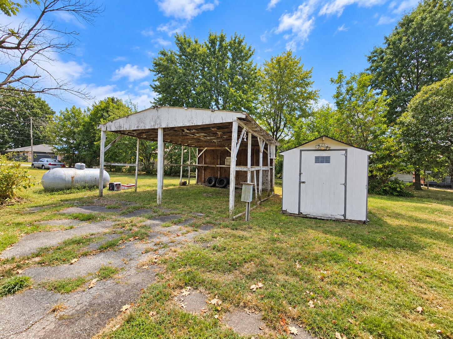 main property photo 19