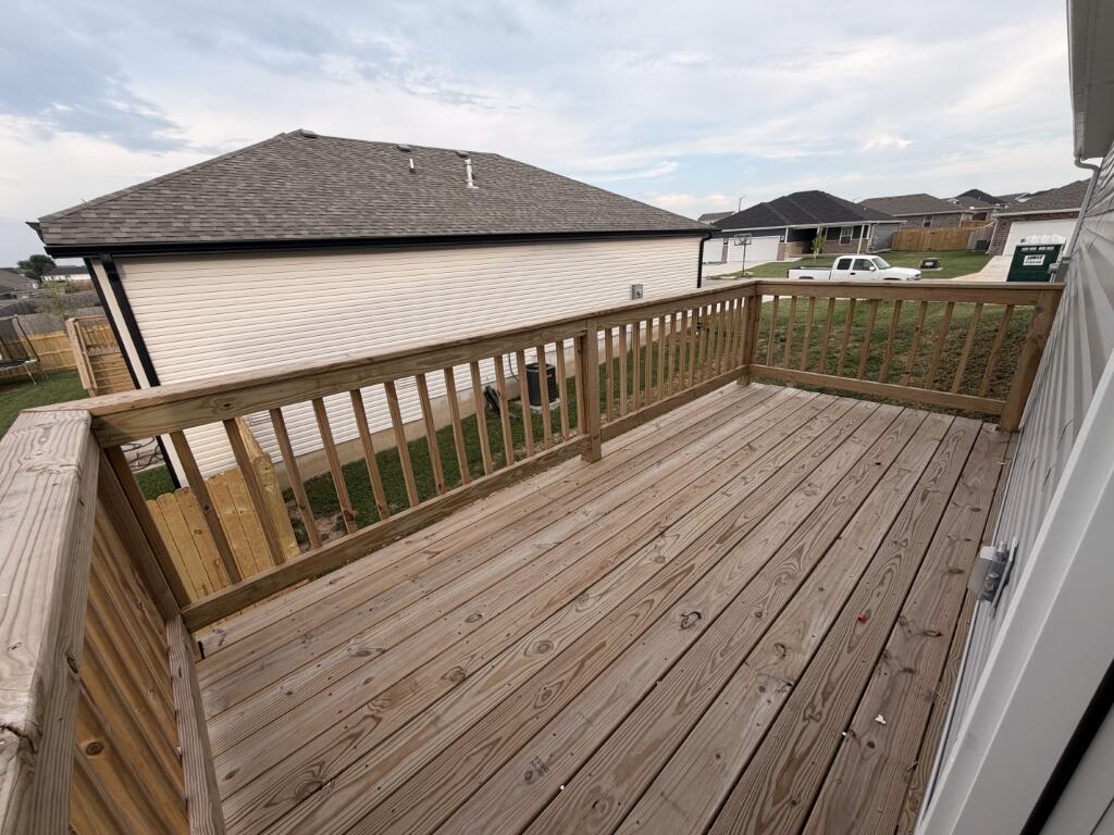 main property photo 18