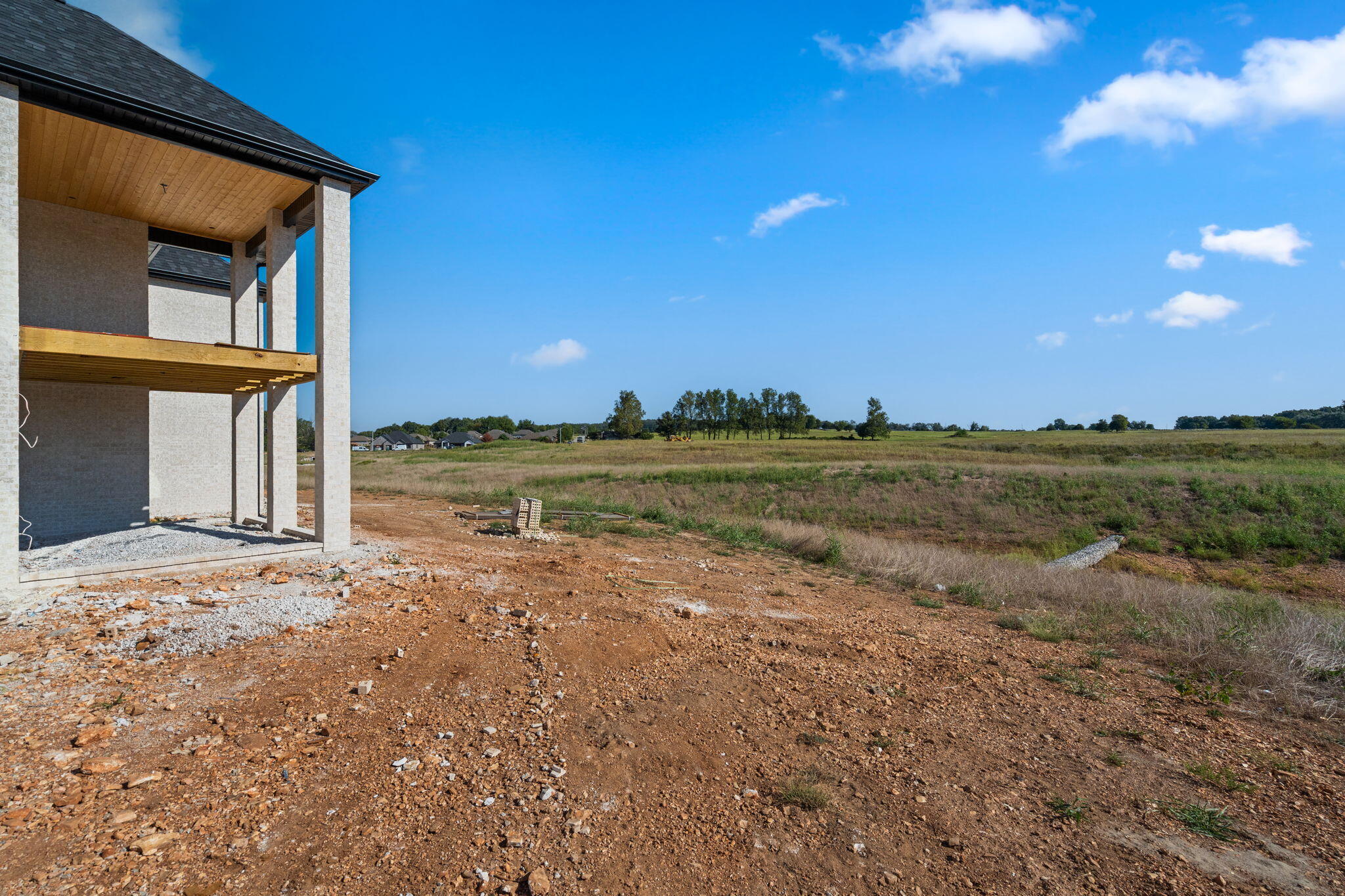 main property photo 14