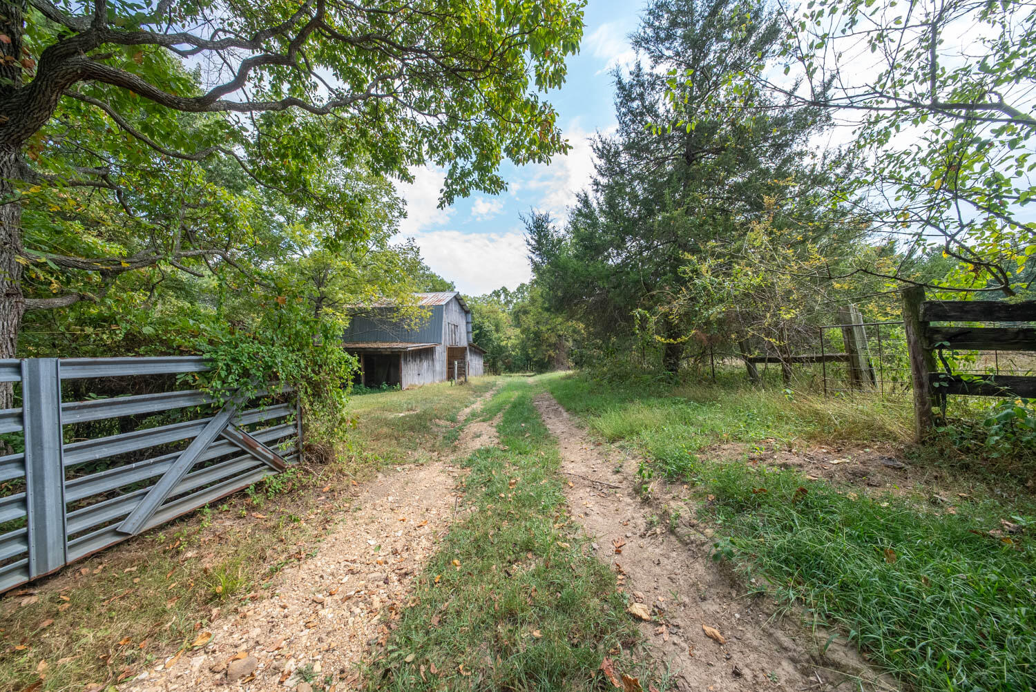 main property photo 15