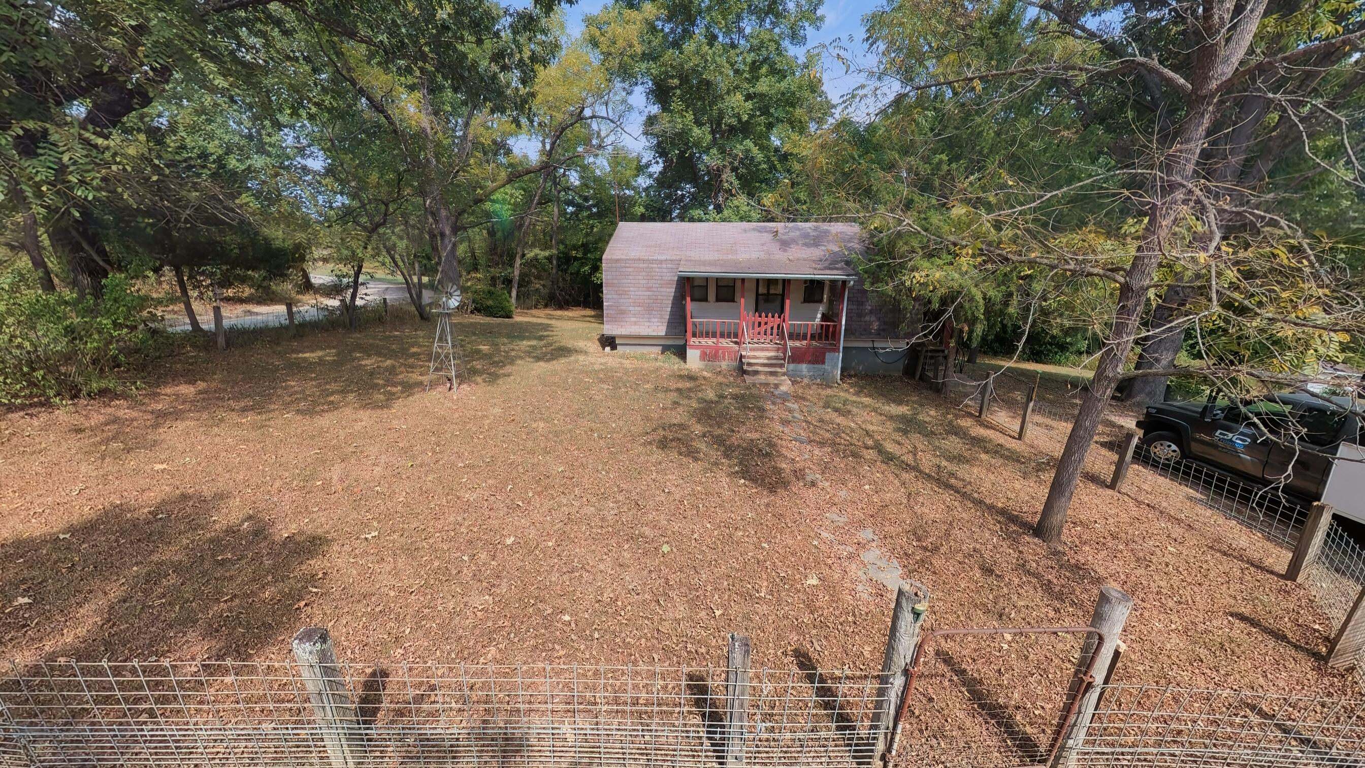 main property photo 44