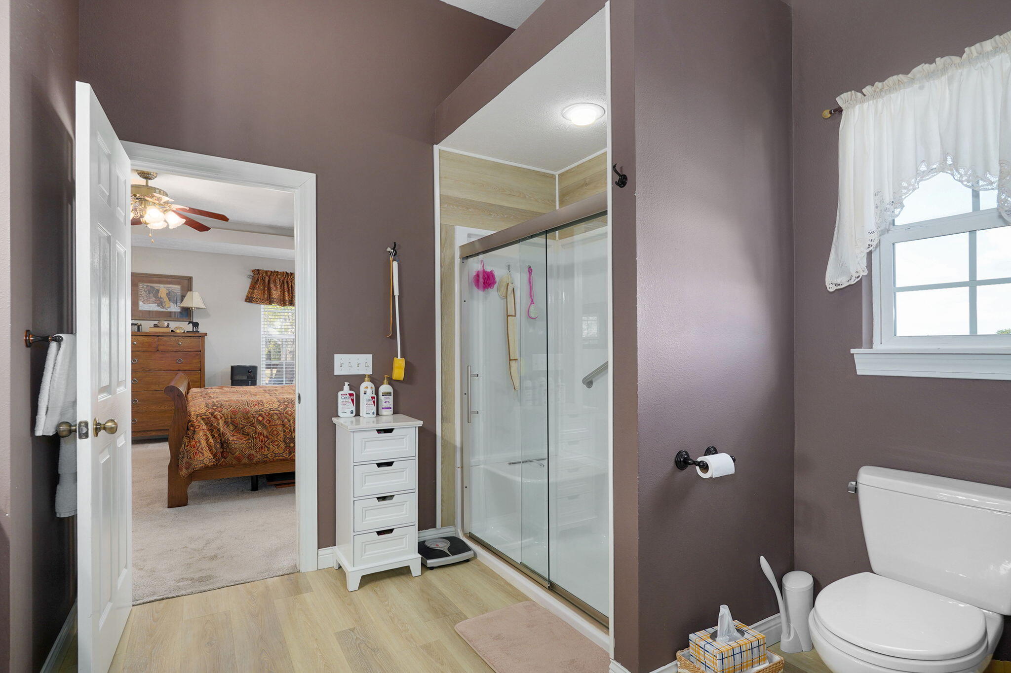 main property photo 25