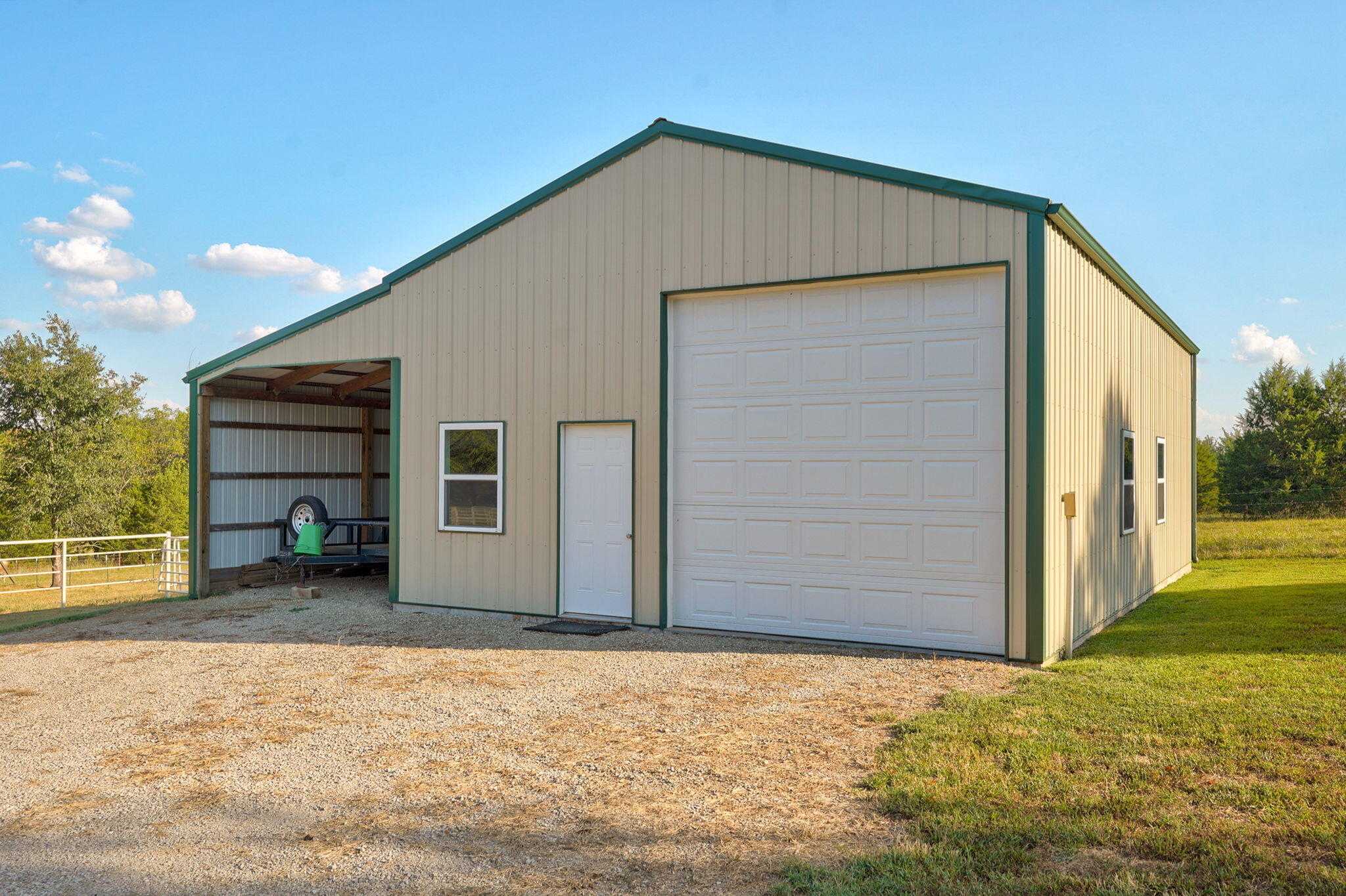 main property photo 37