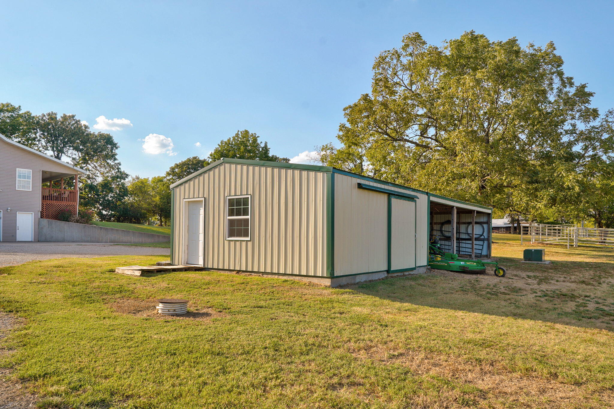 main property photo 47
