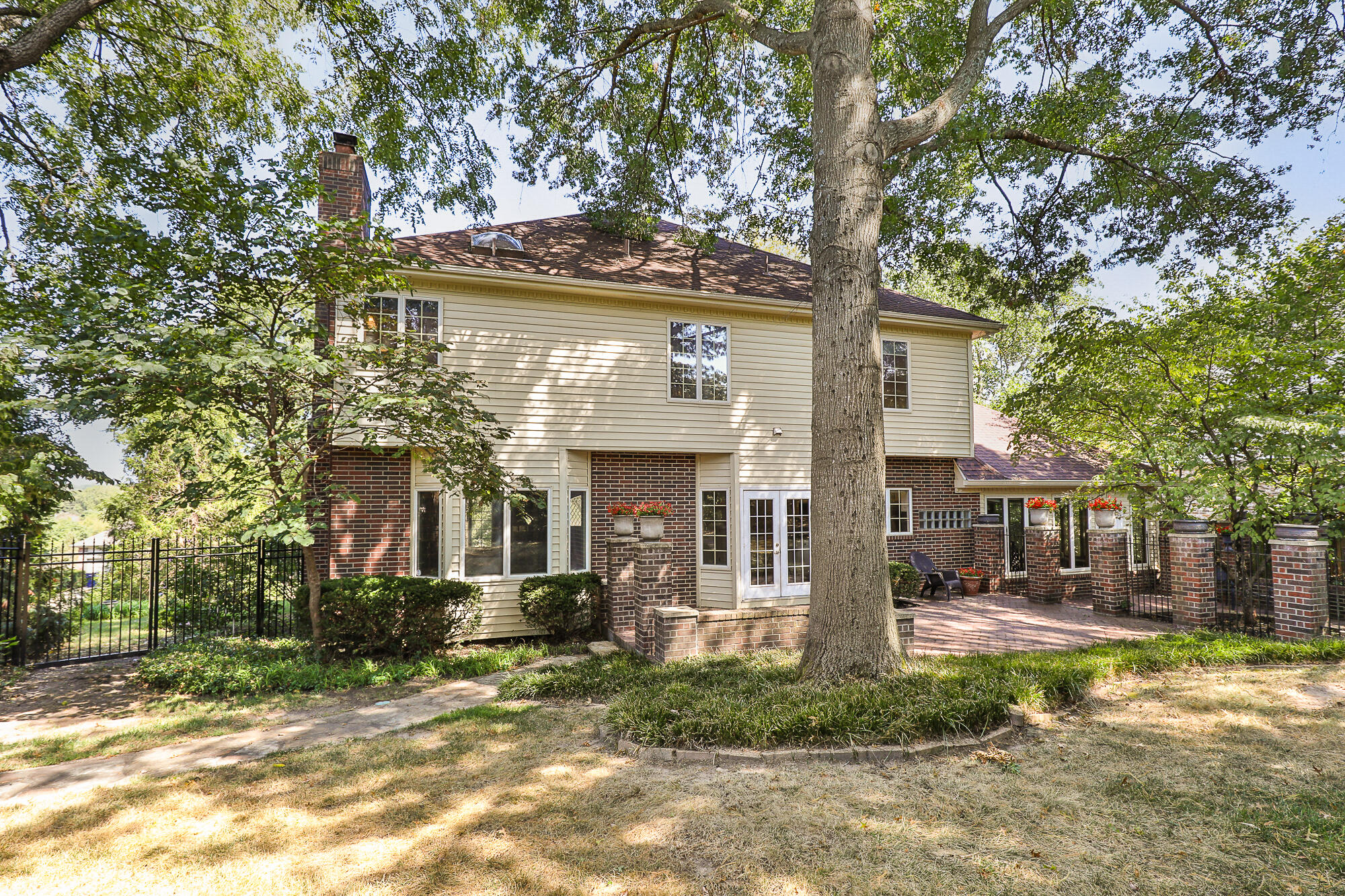 main property photo 67