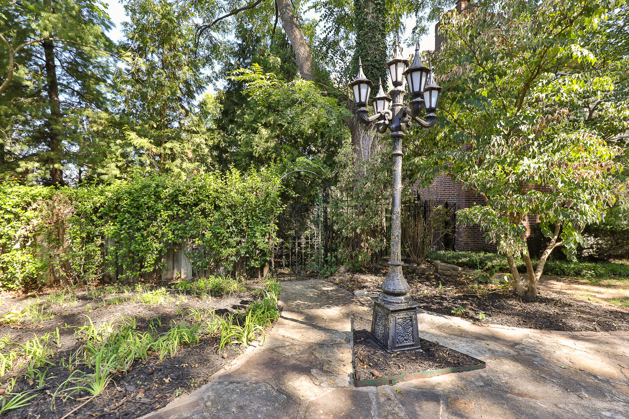 main property photo 70