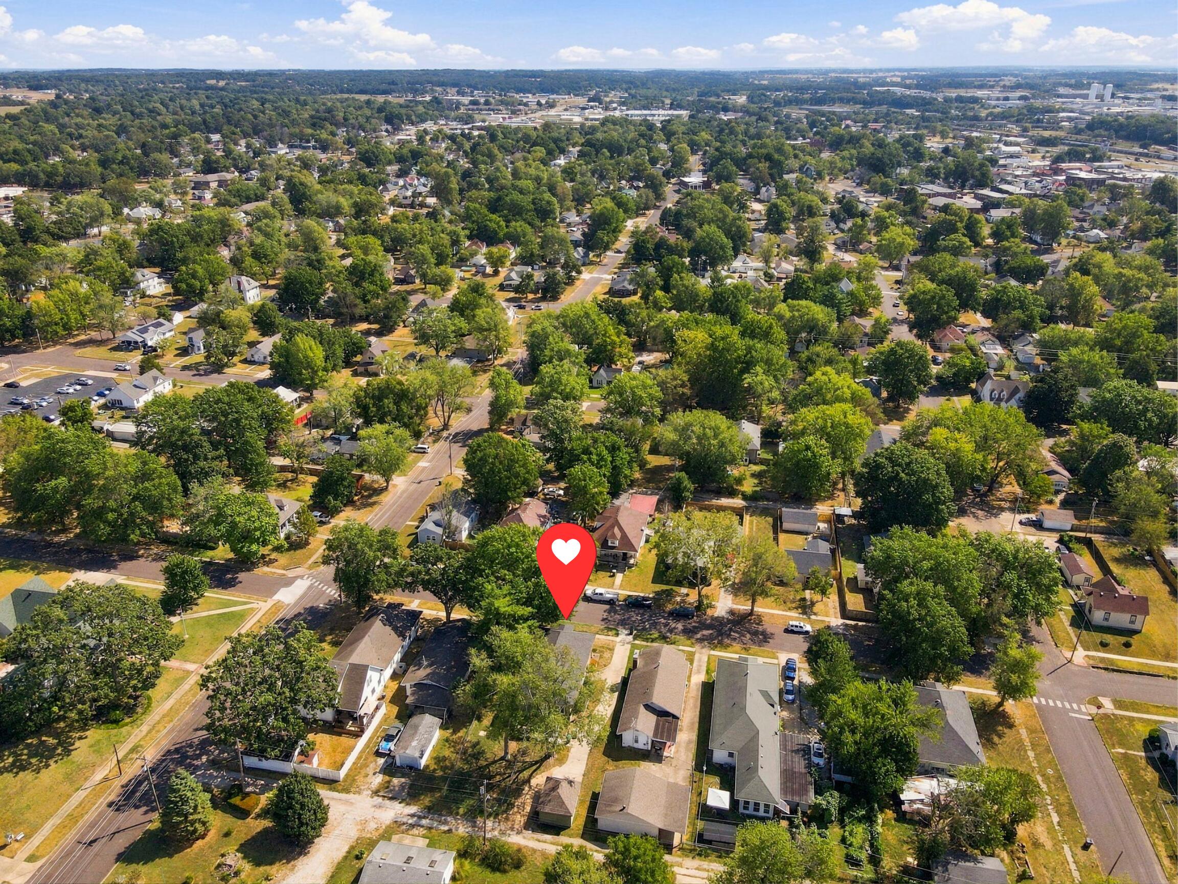 main property photo 37