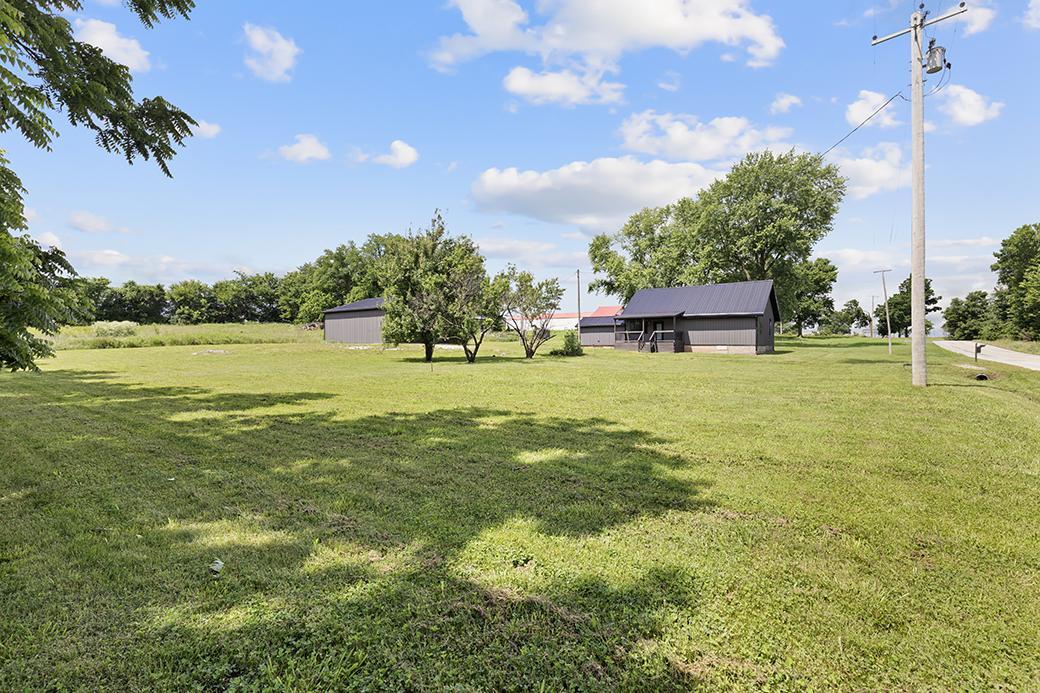 main property photo 12