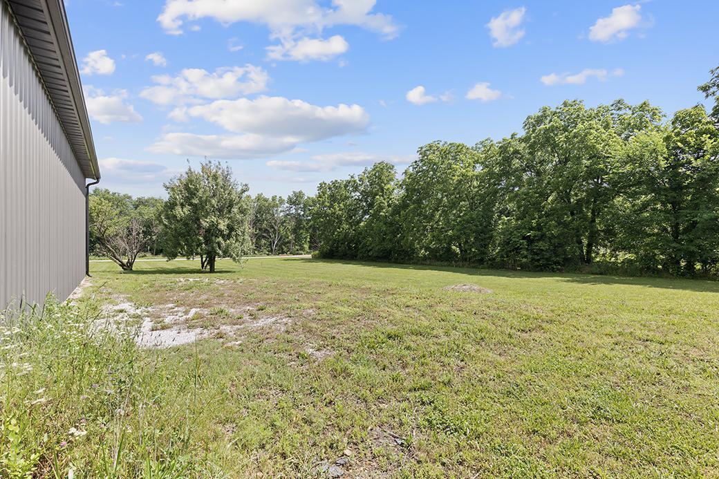 main property photo 14