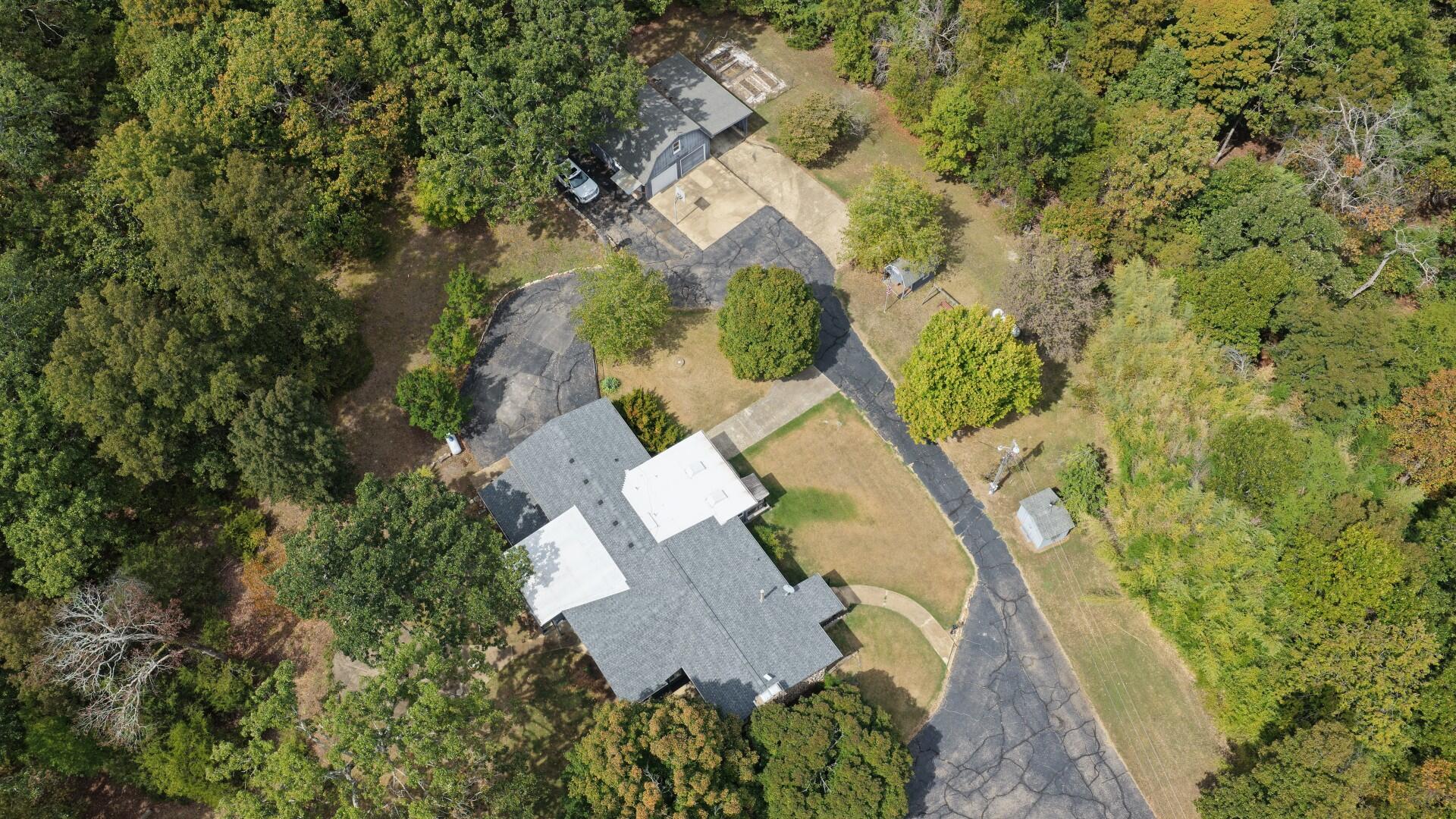 main property photo 41