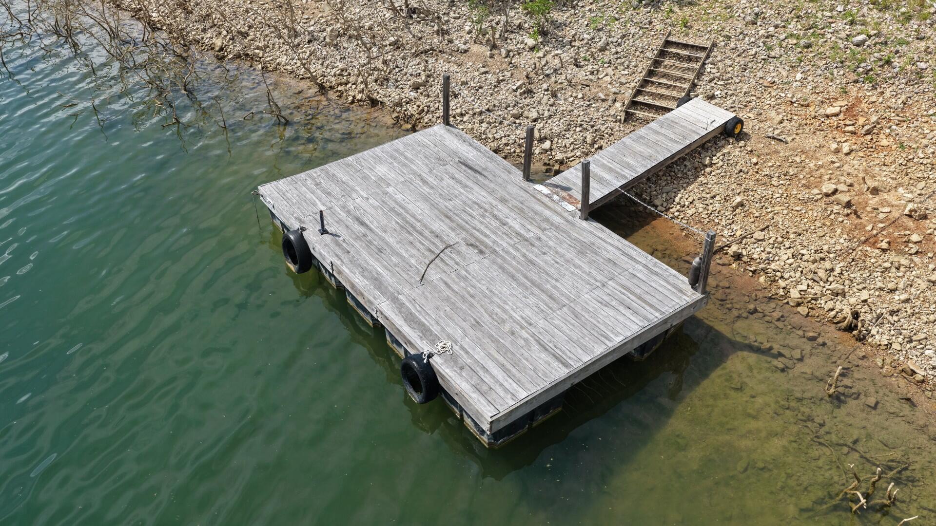 main property photo 44