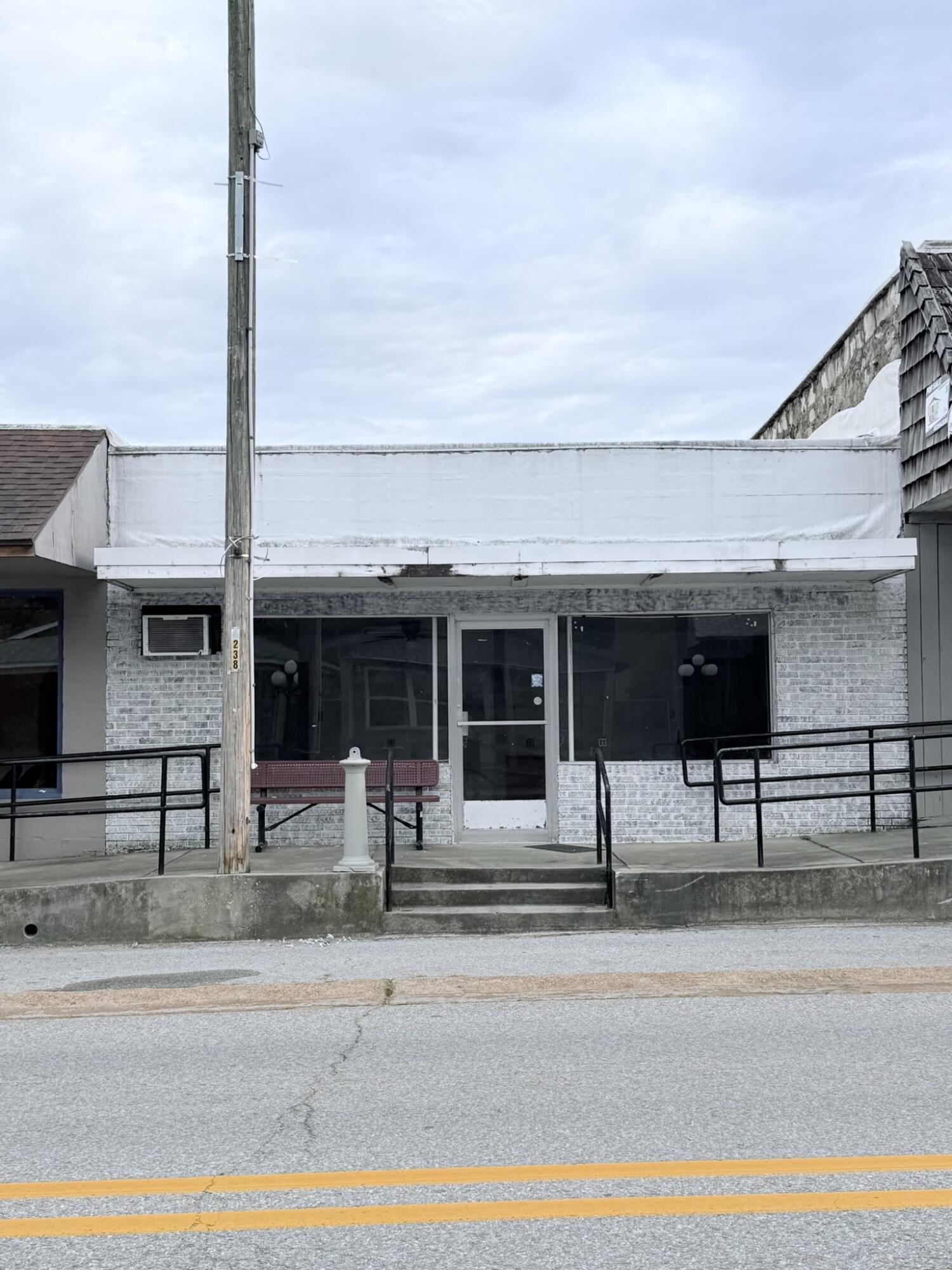 main property photo 0