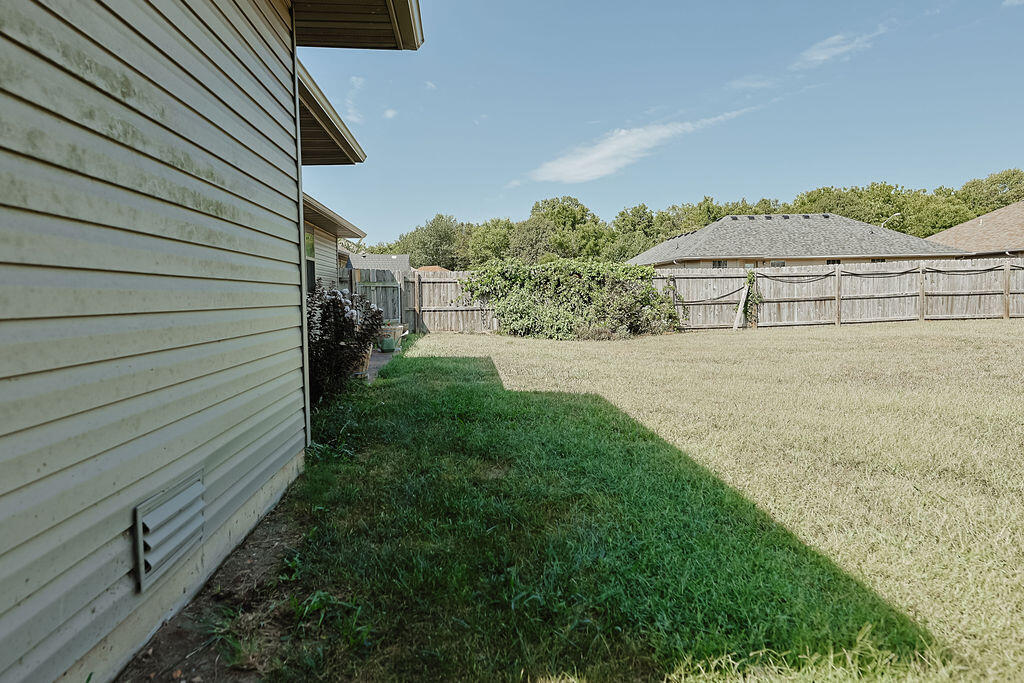 main property photo 67