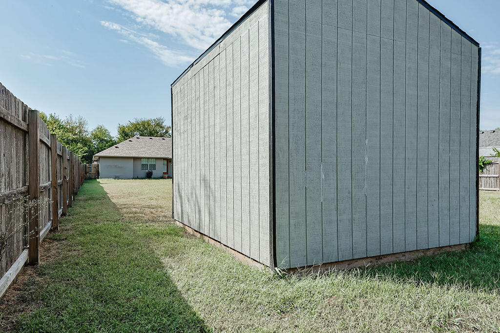 main property photo 70