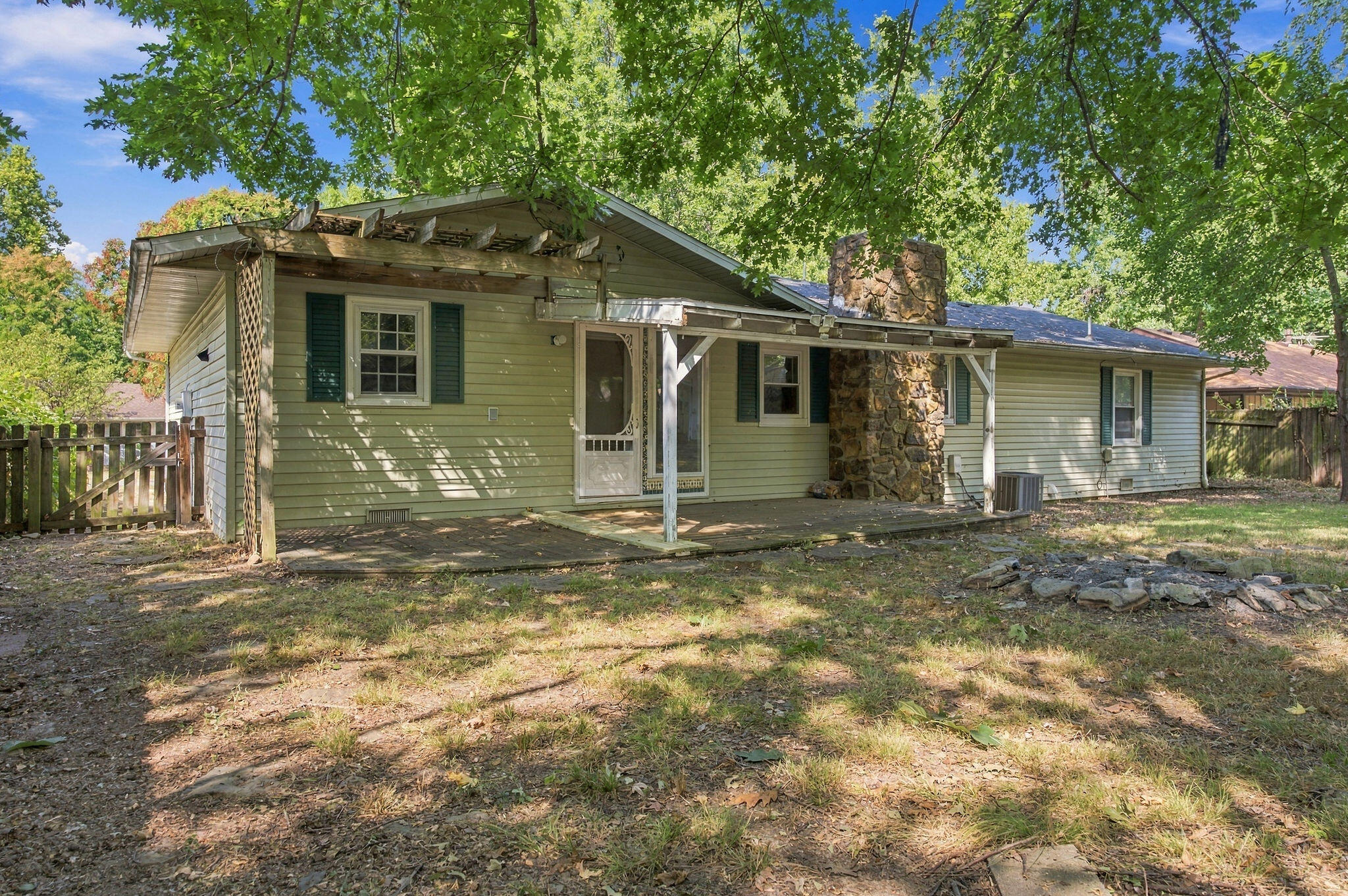 main property photo 20
