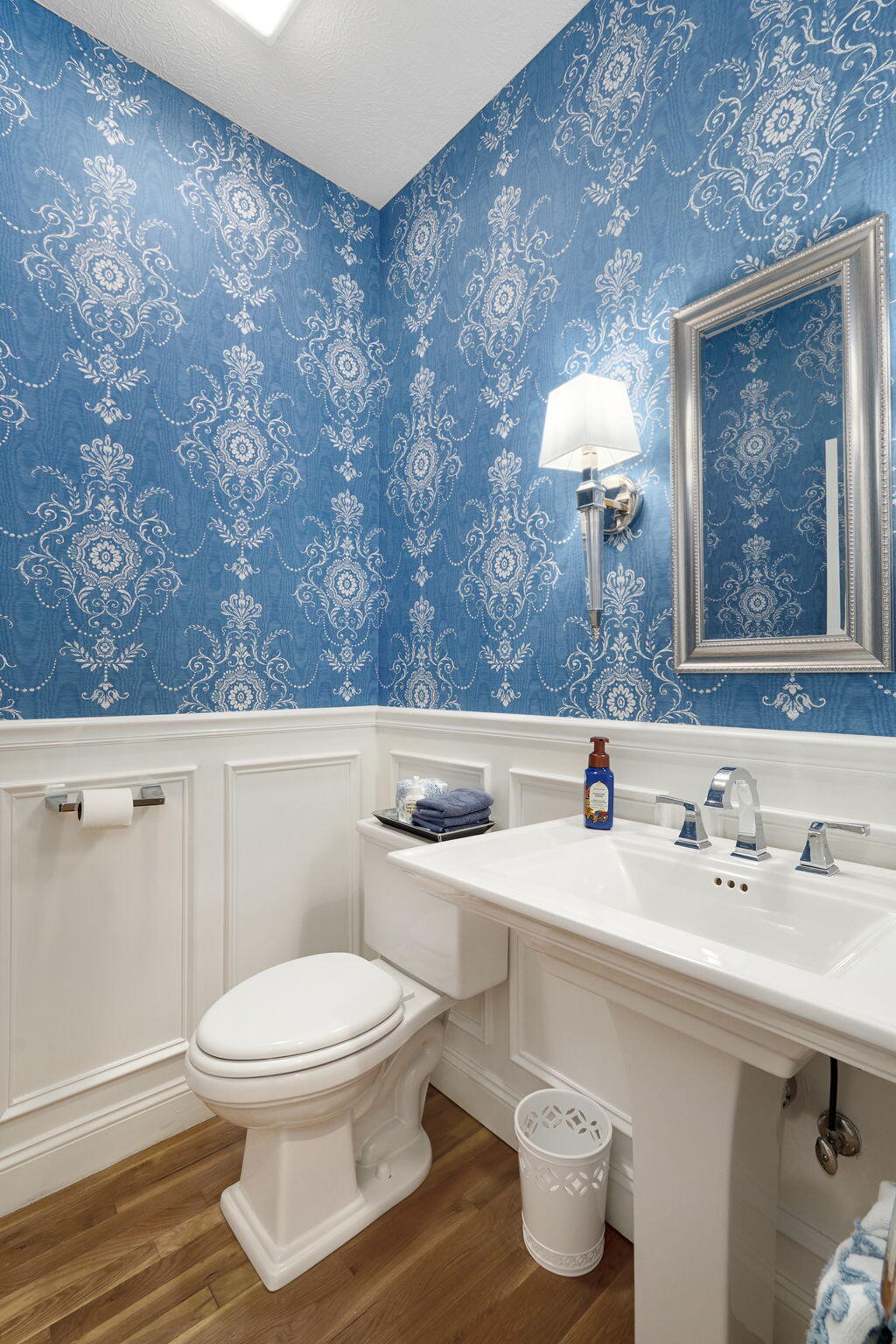 main property photo 45