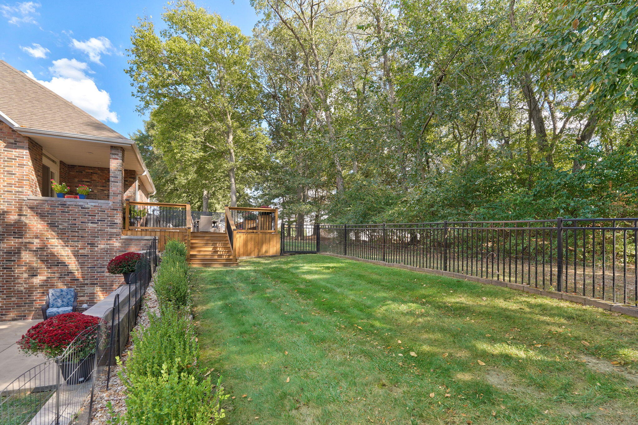 main property photo 67