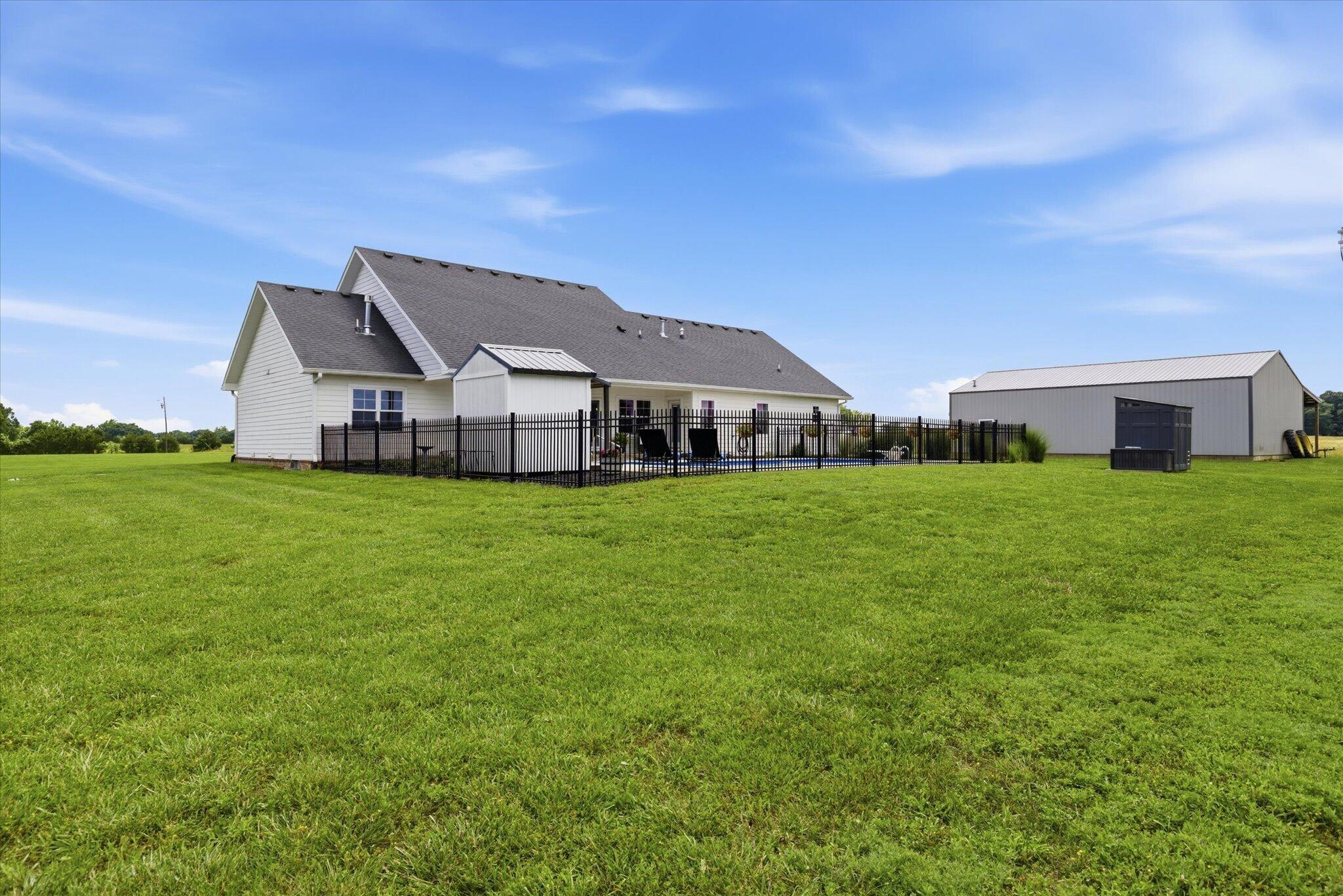 main property photo 37