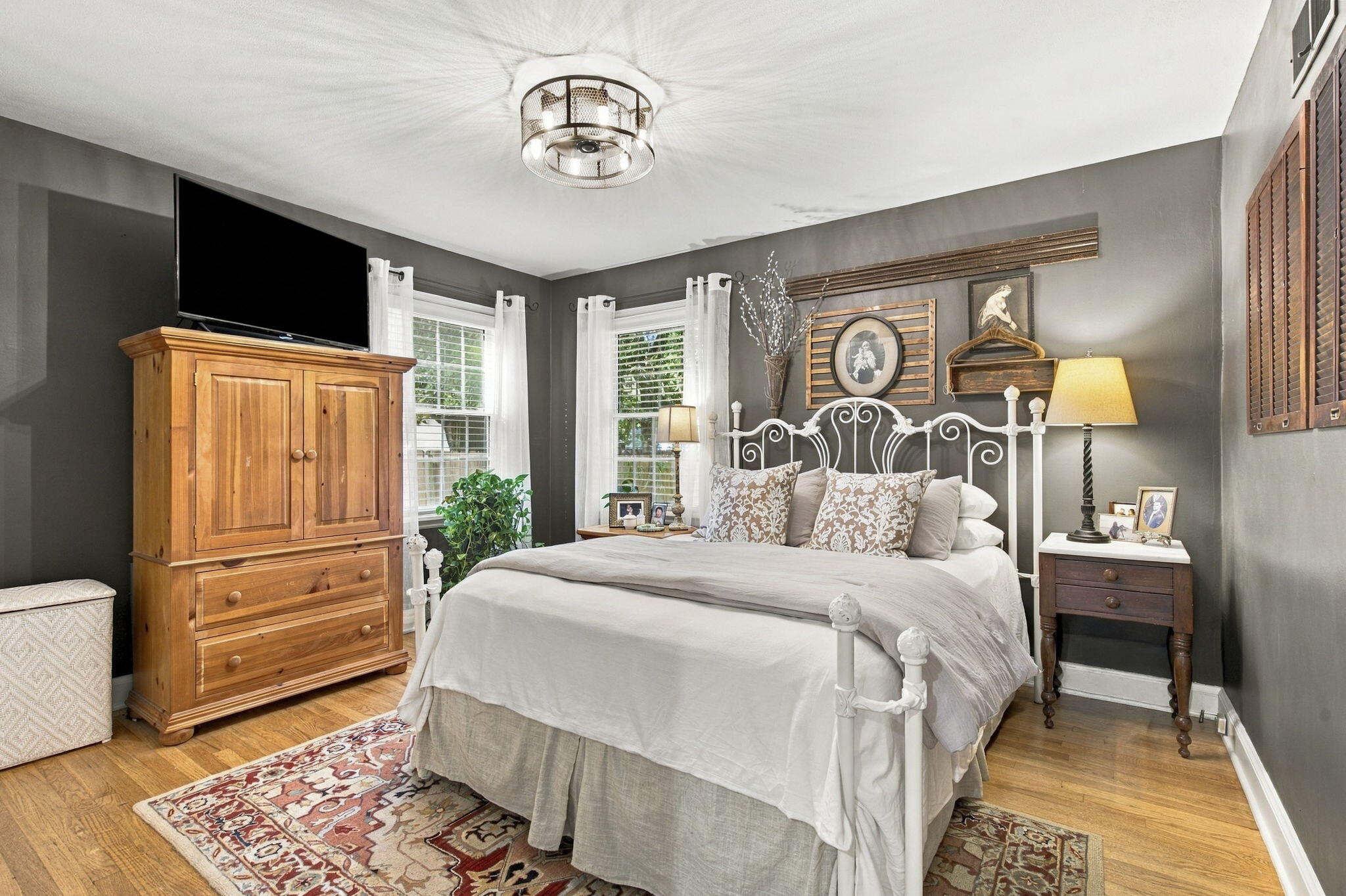 main property photo 12