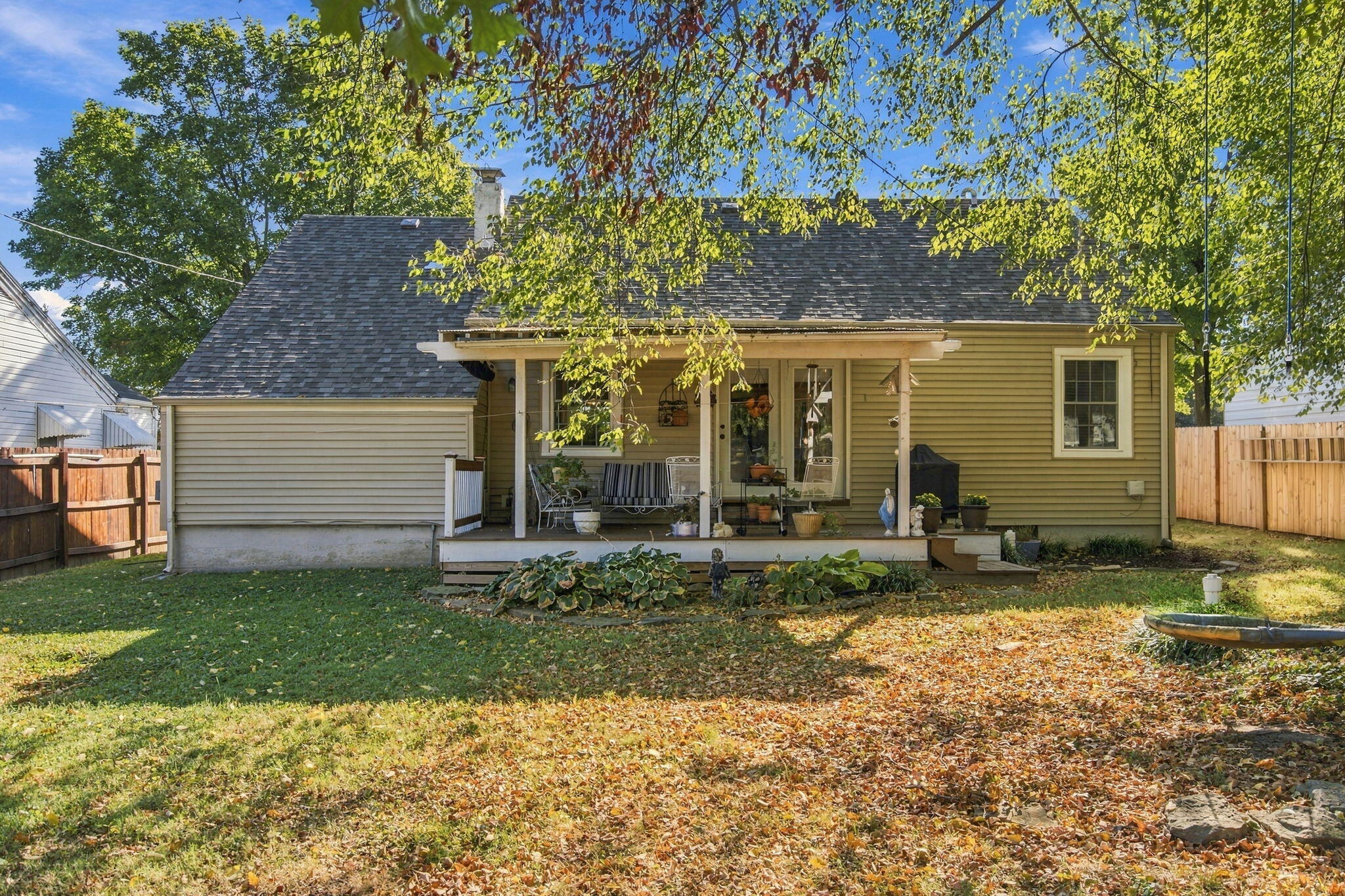 main property photo 18
