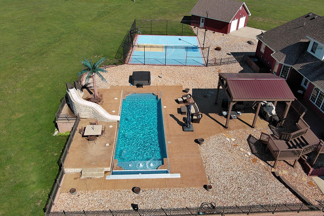 main property photo 53