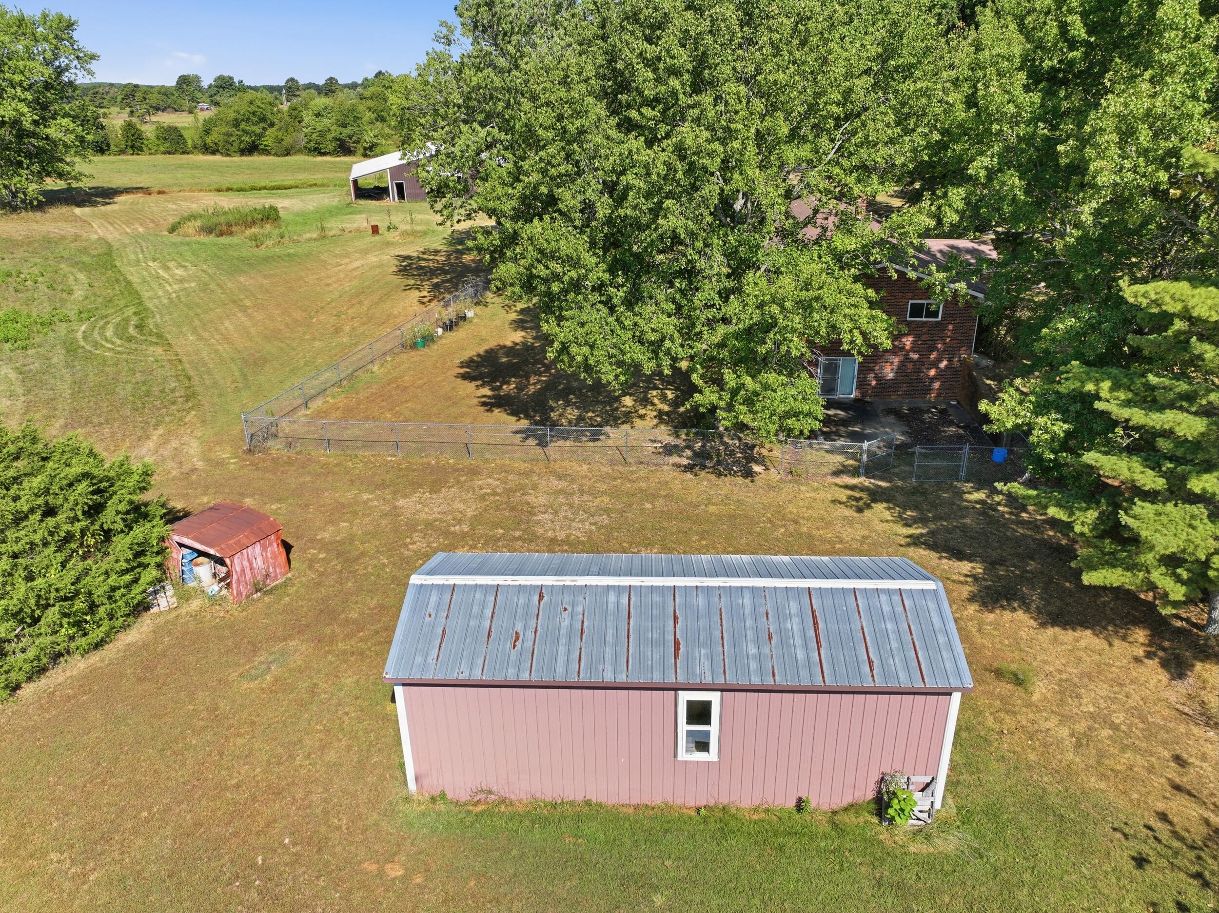 main property photo 14