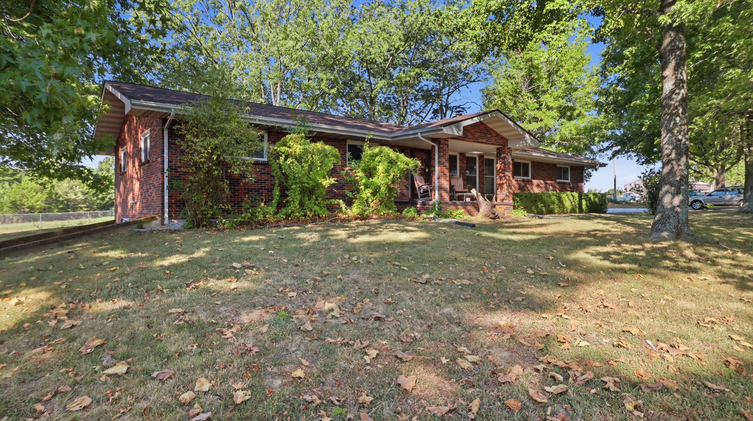 main property photo 16