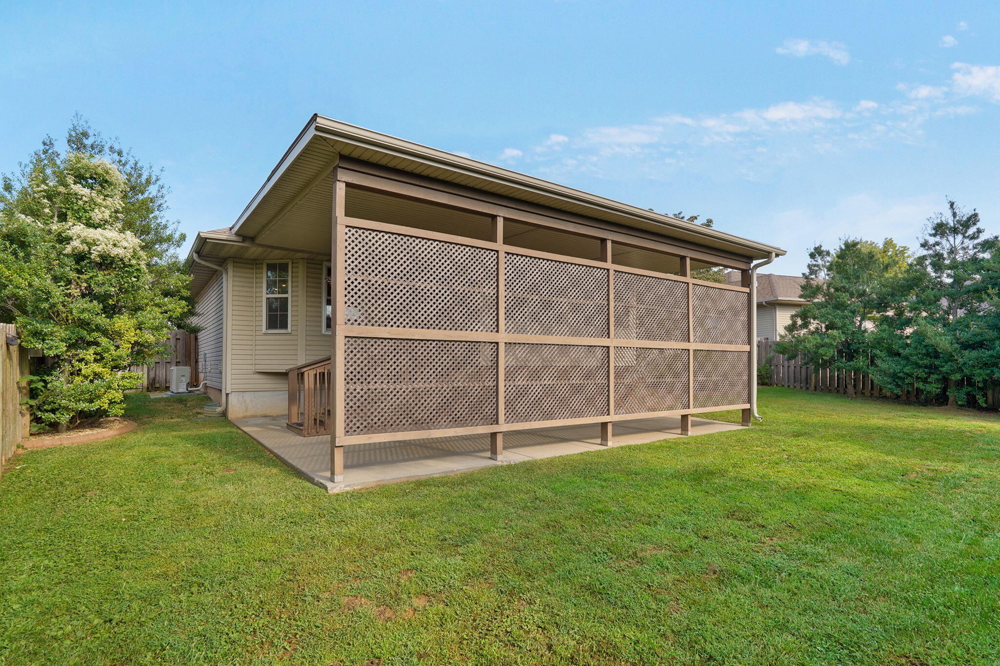 main property photo 33