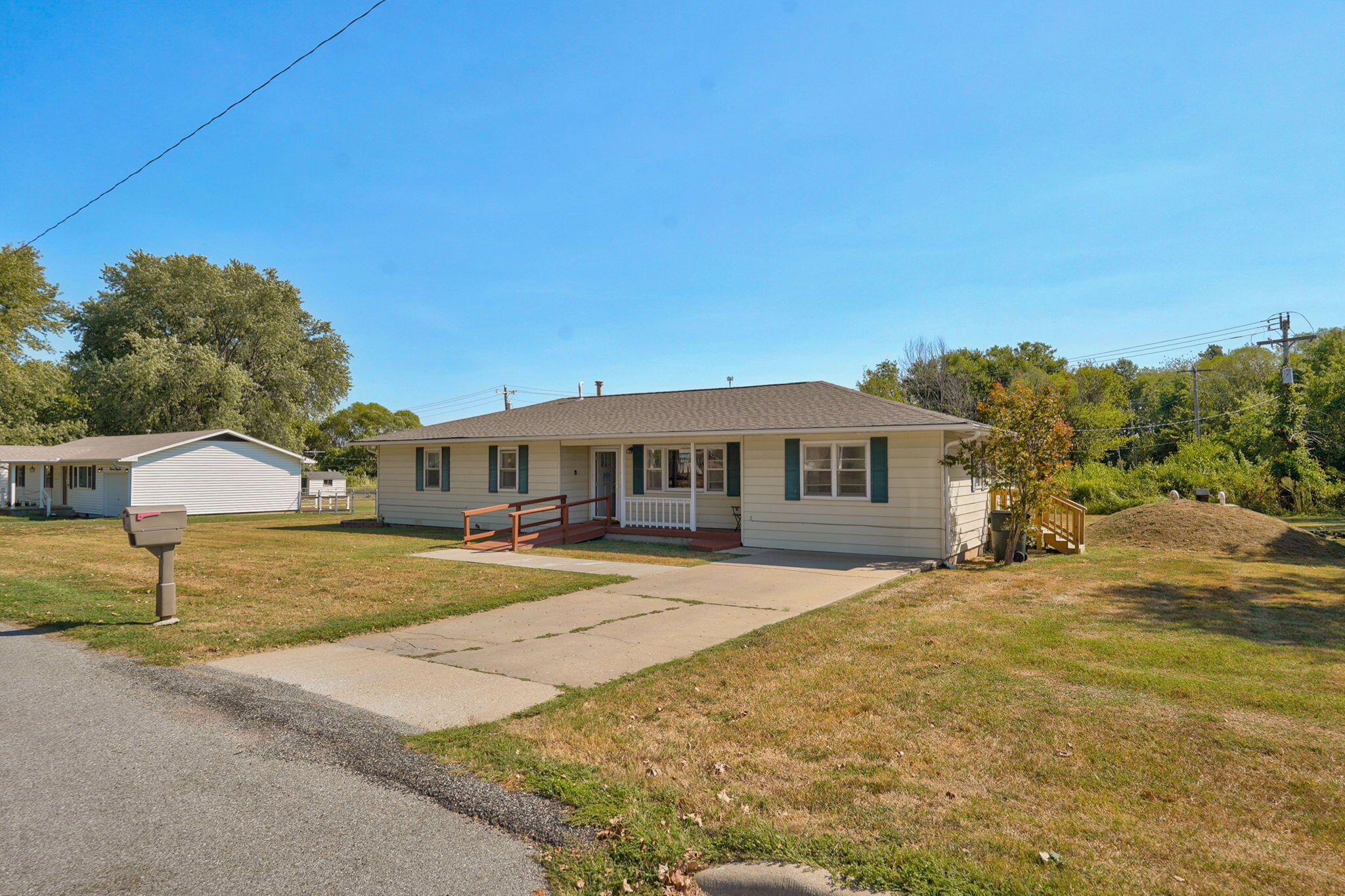 main property photo 21