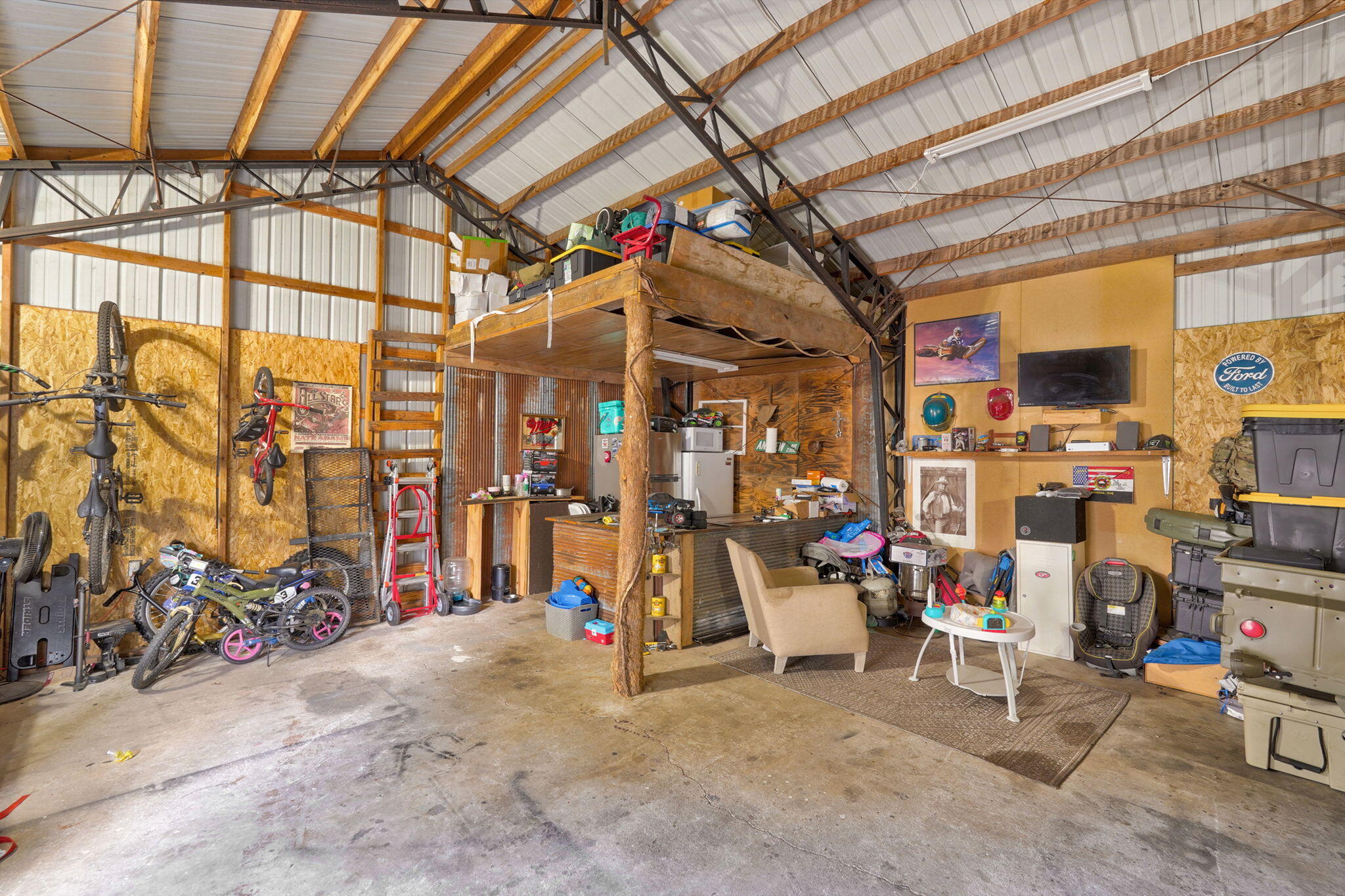 main property photo 26