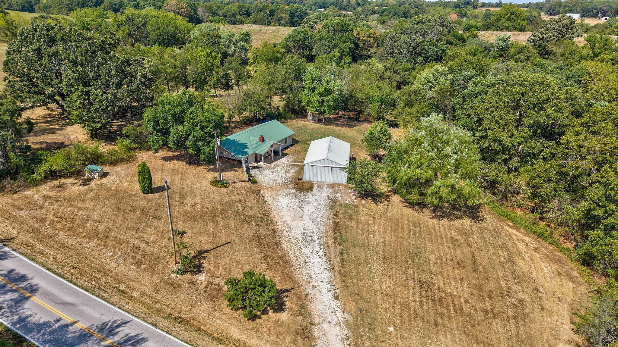 main property photo 34