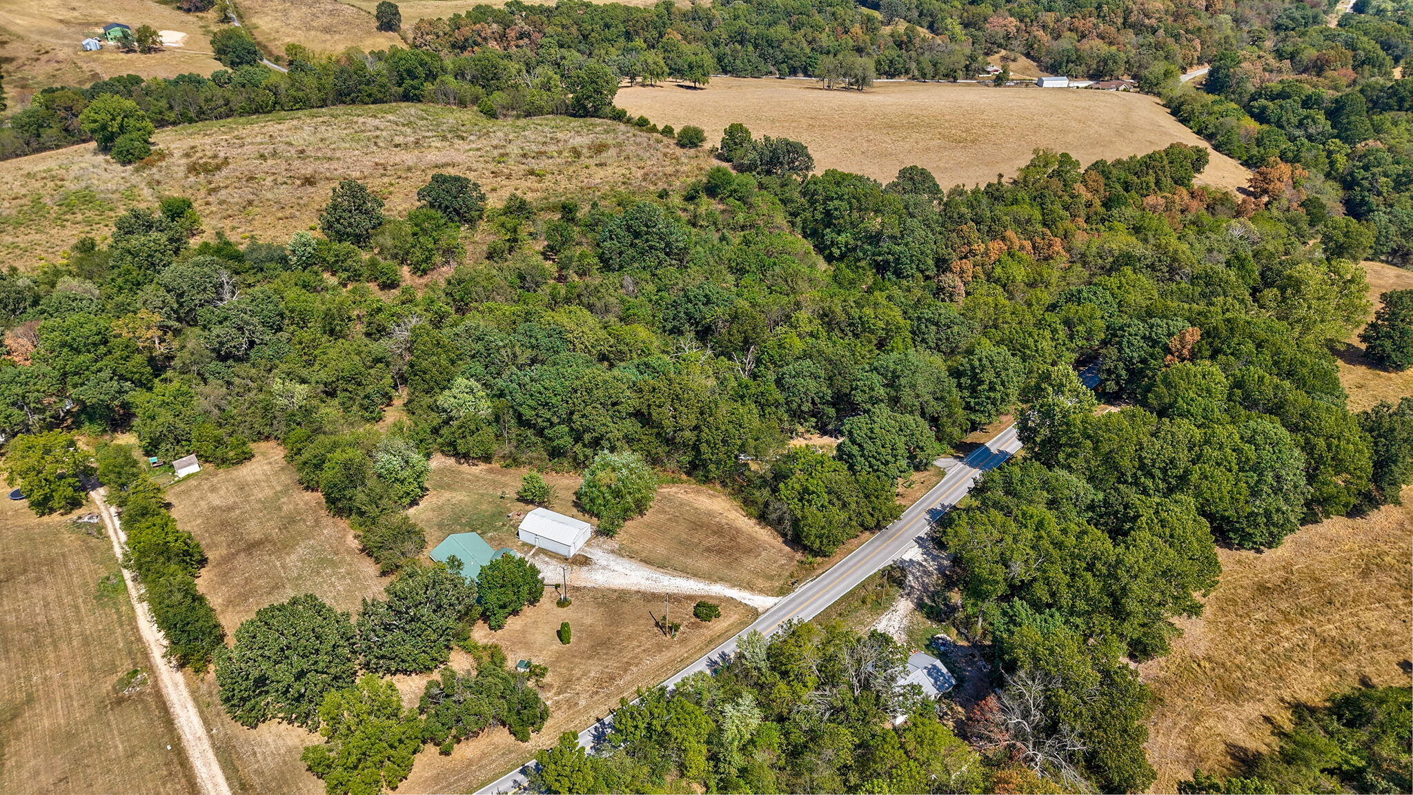 main property photo 36