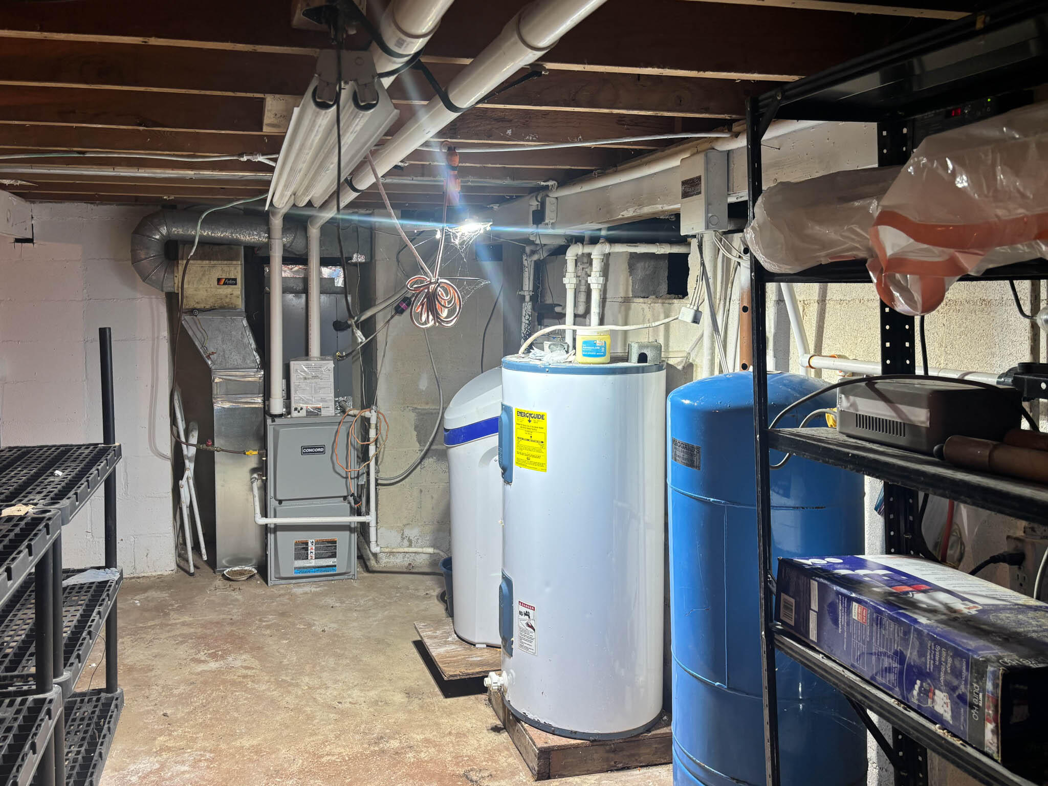 main property photo 30